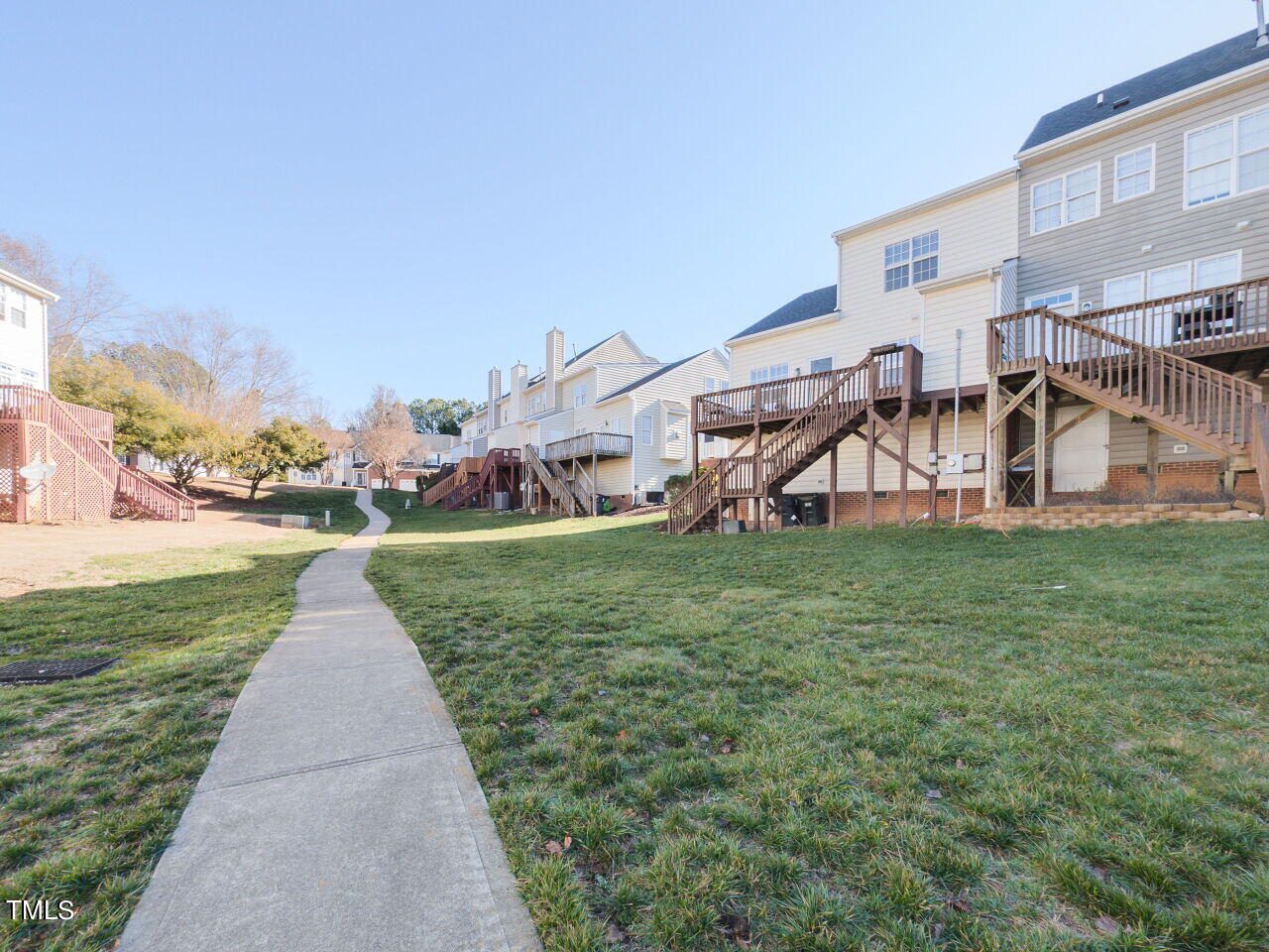 701 Knightsborough Way