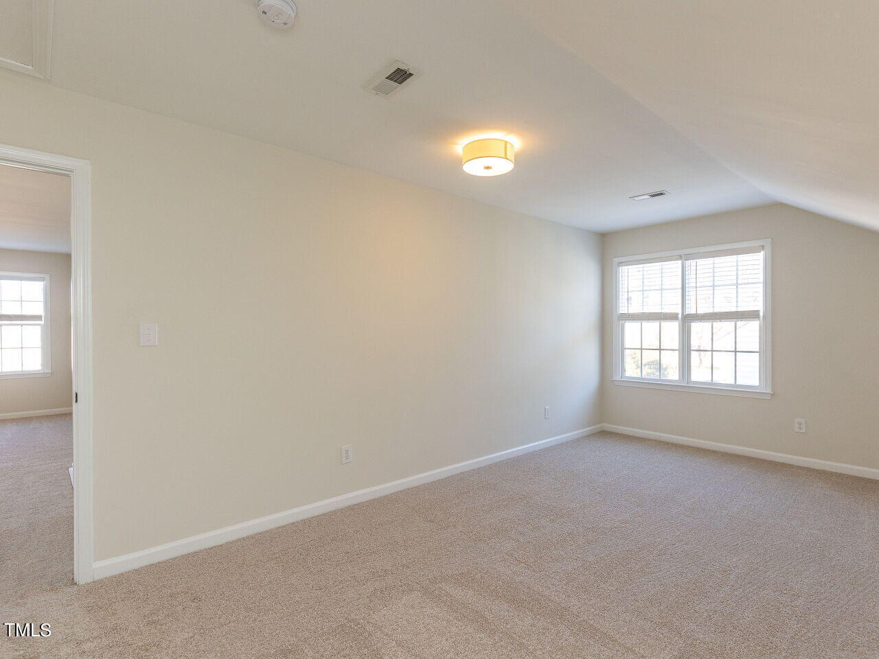 701 Knightsborough Way