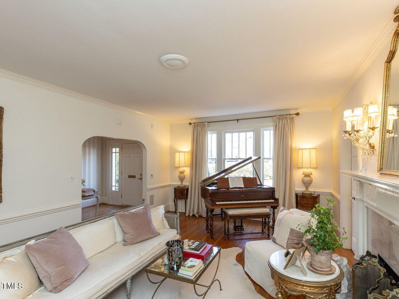 2607 Fairview Road