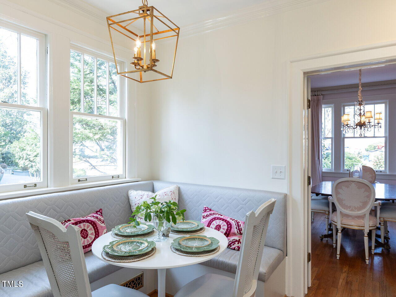 2607 Fairview Road