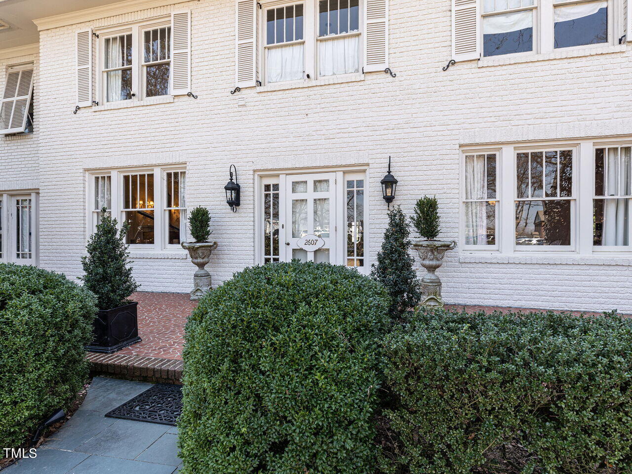 2607 Fairview Road