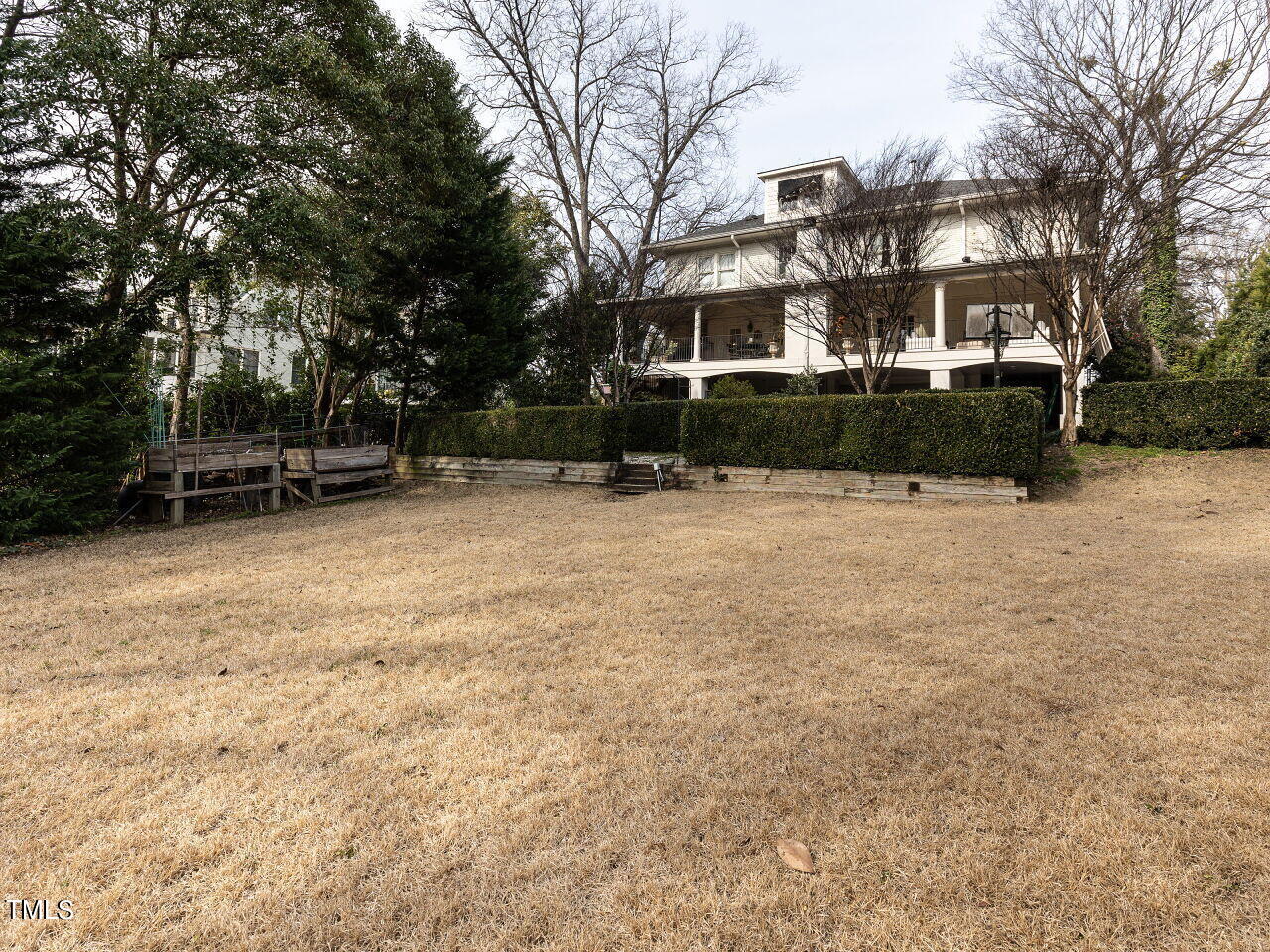 2607 Fairview Road