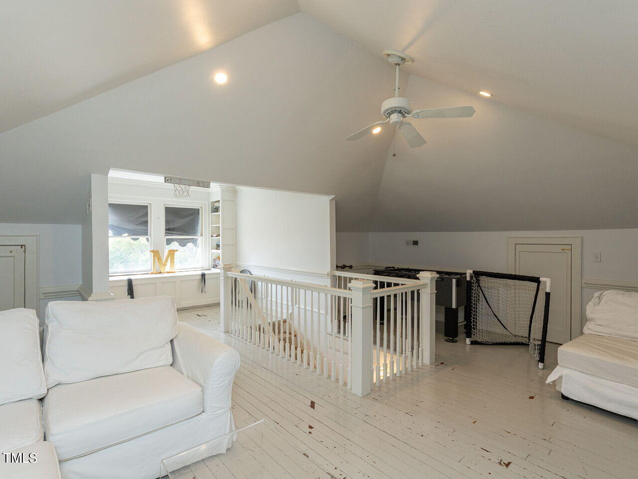 2607 Fairview Road