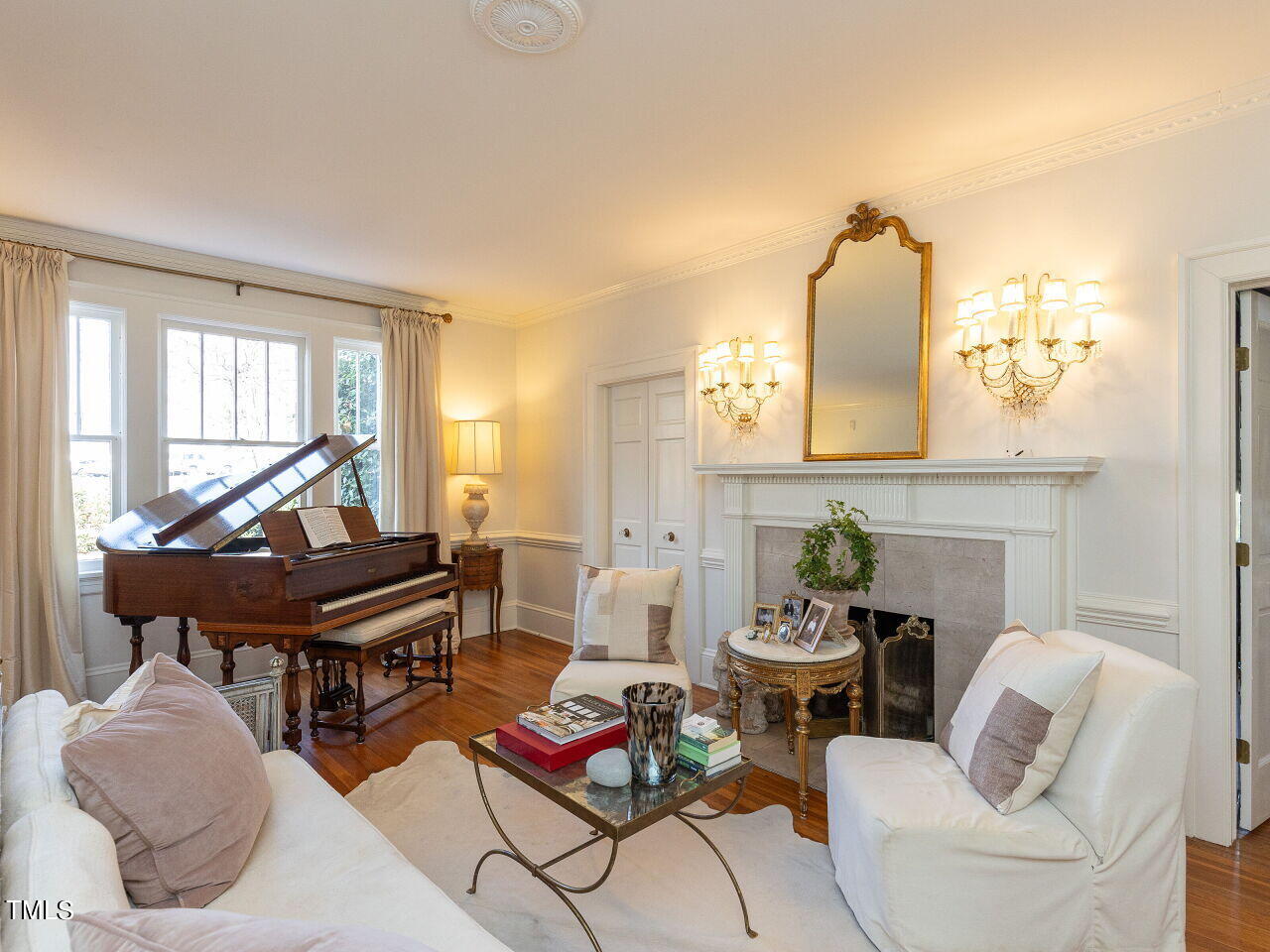2607 Fairview Road