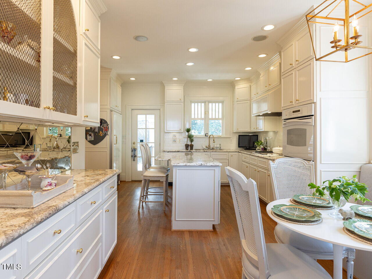 2607 Fairview Road