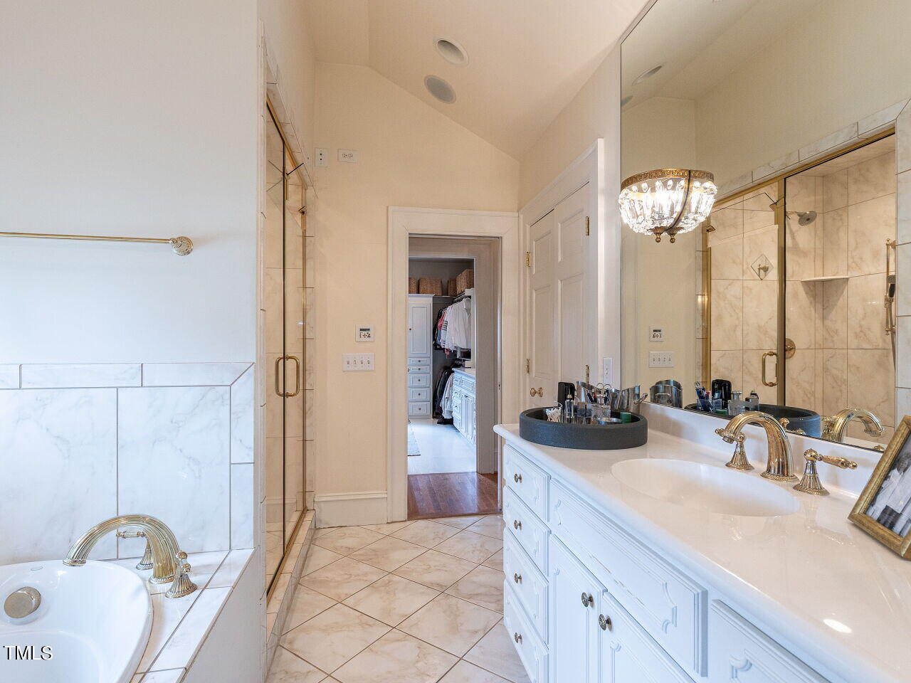 2607 Fairview Road