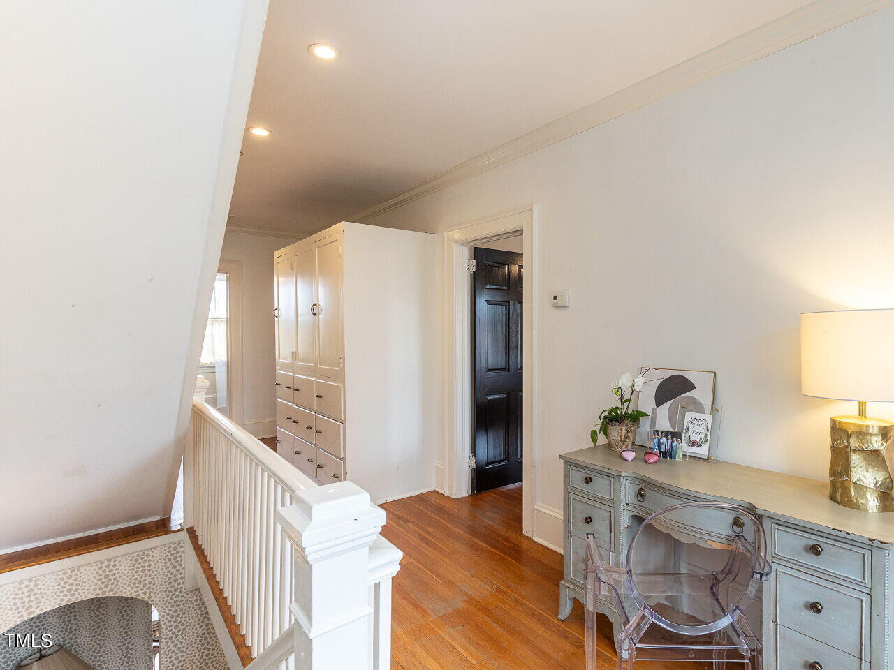 2607 Fairview Road