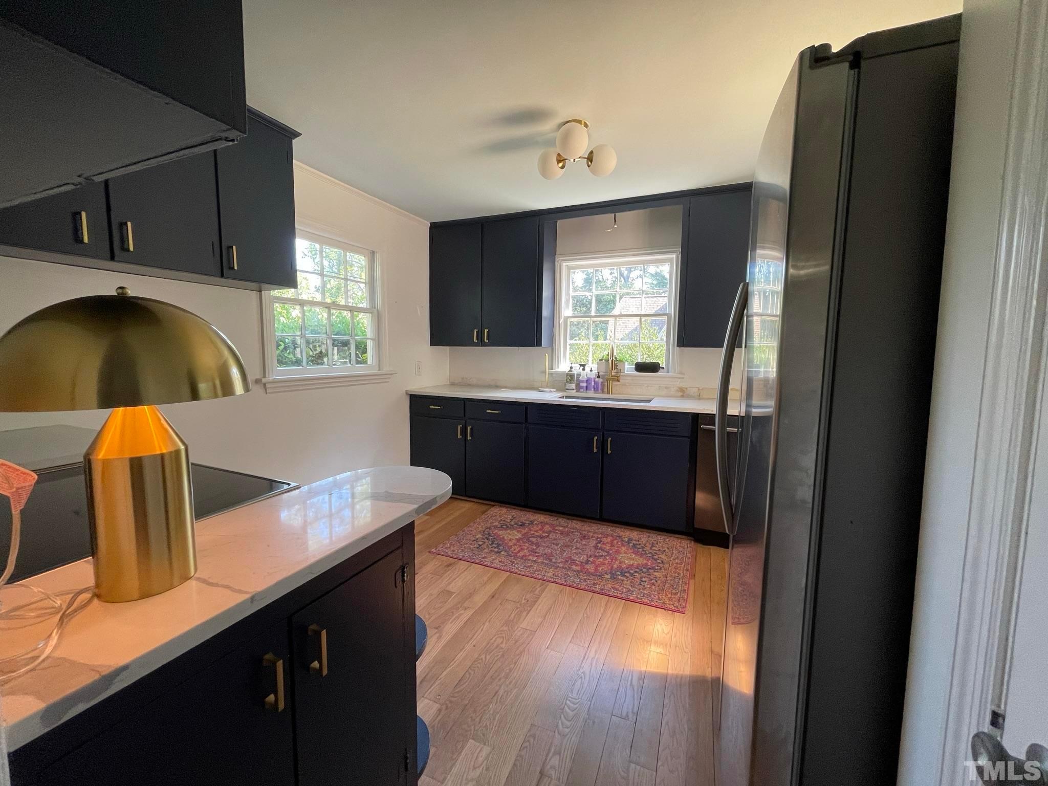 1009 Canterbury Road