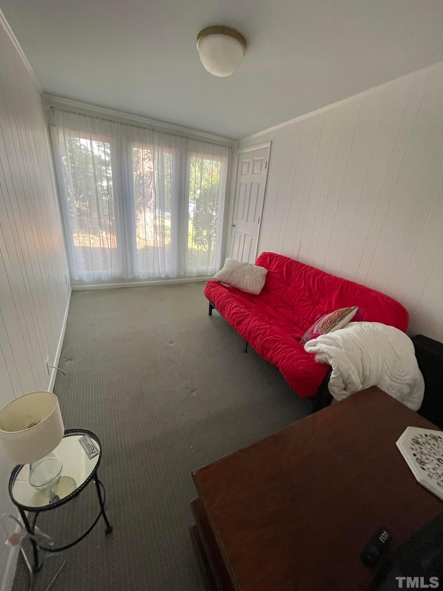 1009 Canterbury Road
