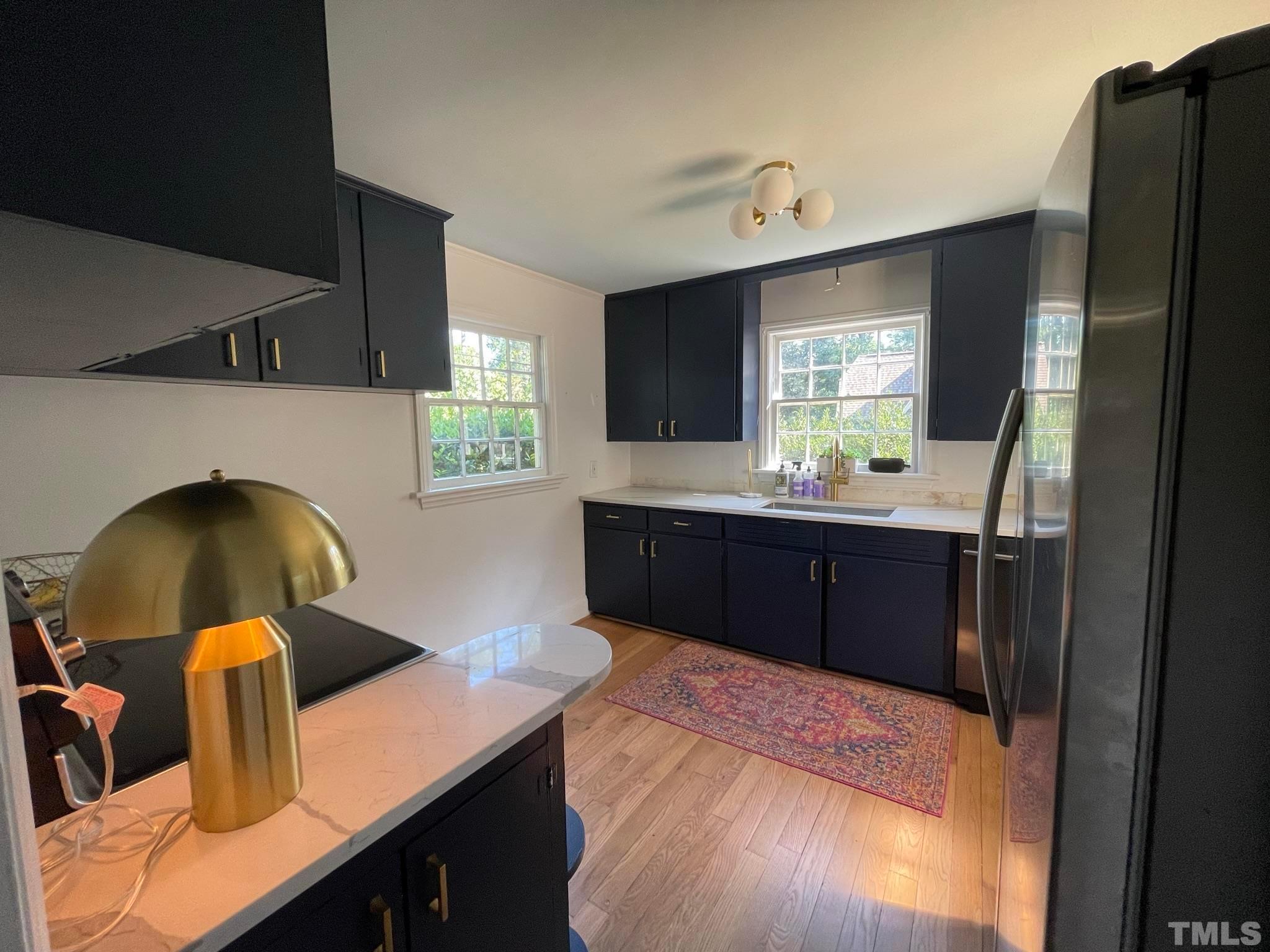 1009 Canterbury Road