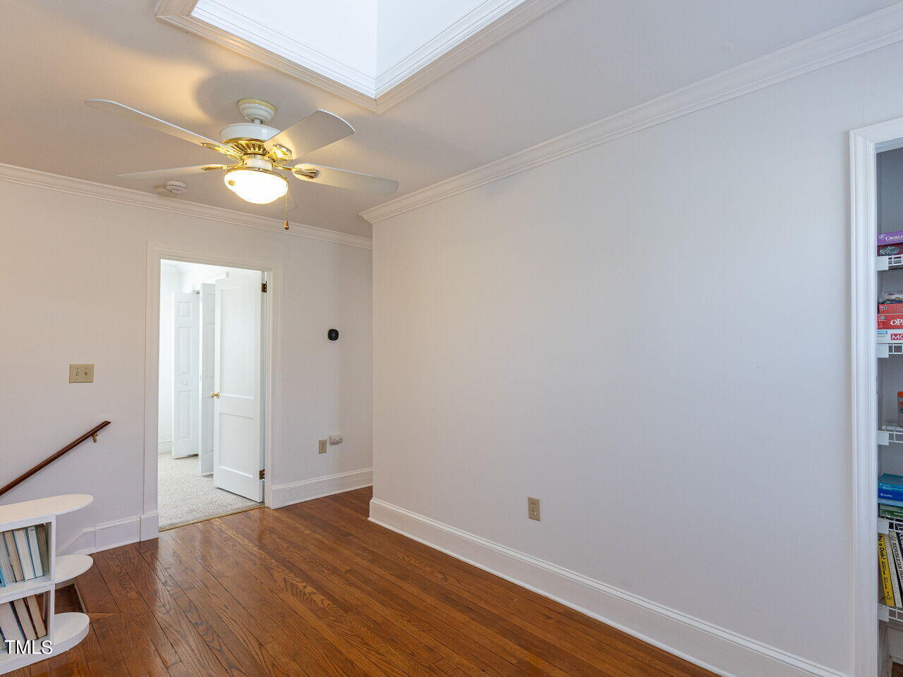 2729 Van Dyke Avenue