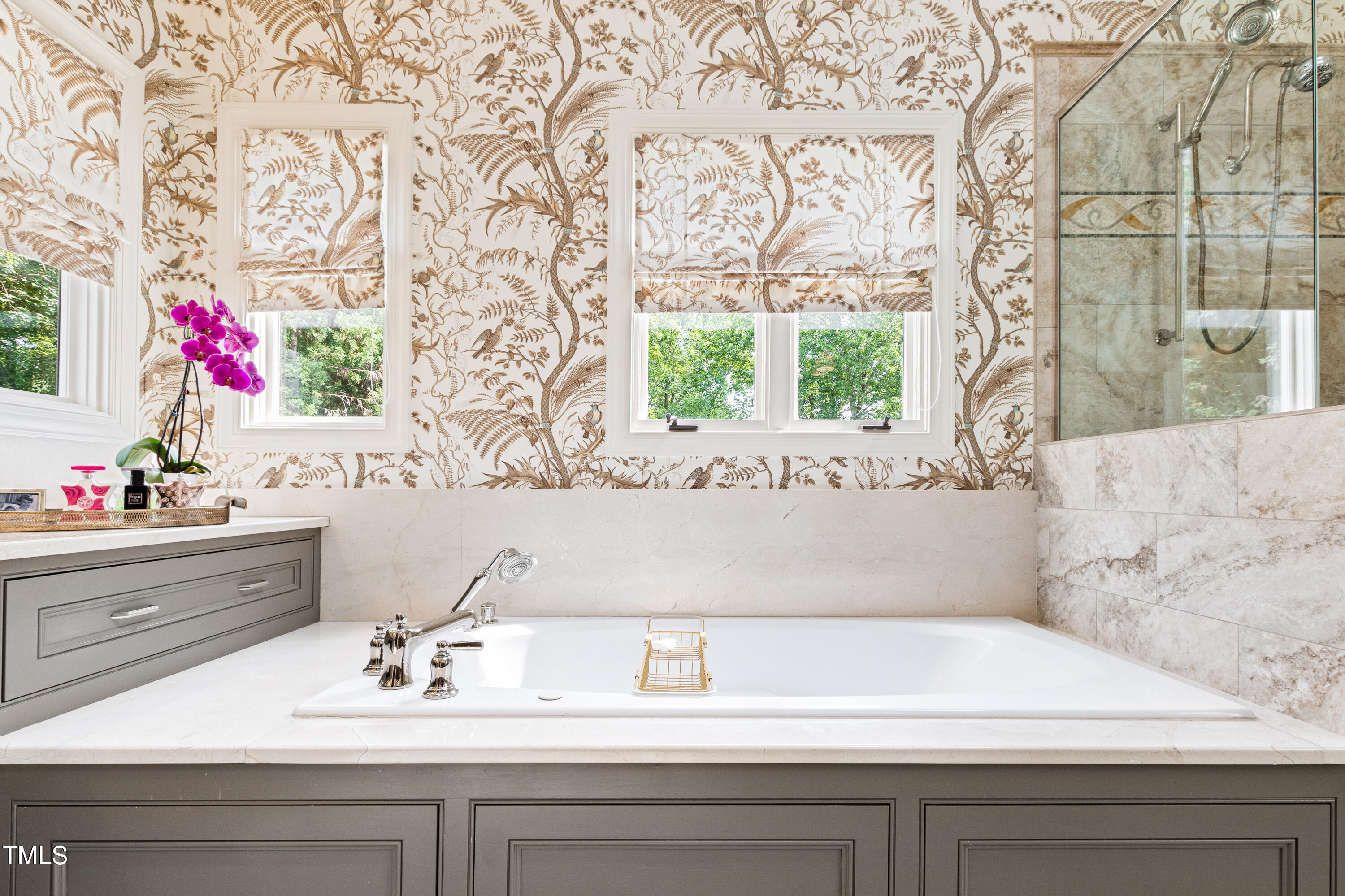 323 Transylvania Avenue