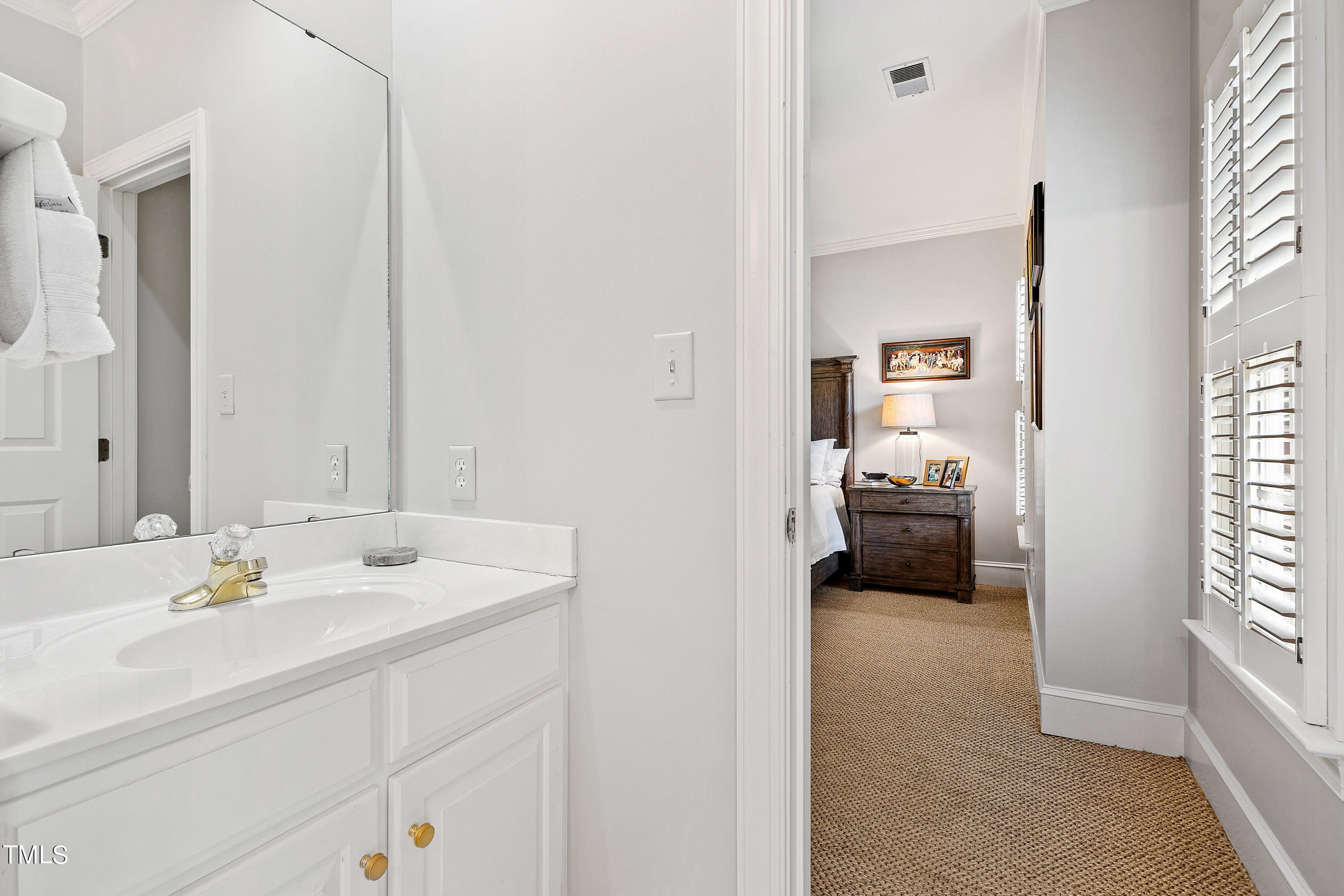 323 Transylvania Avenue