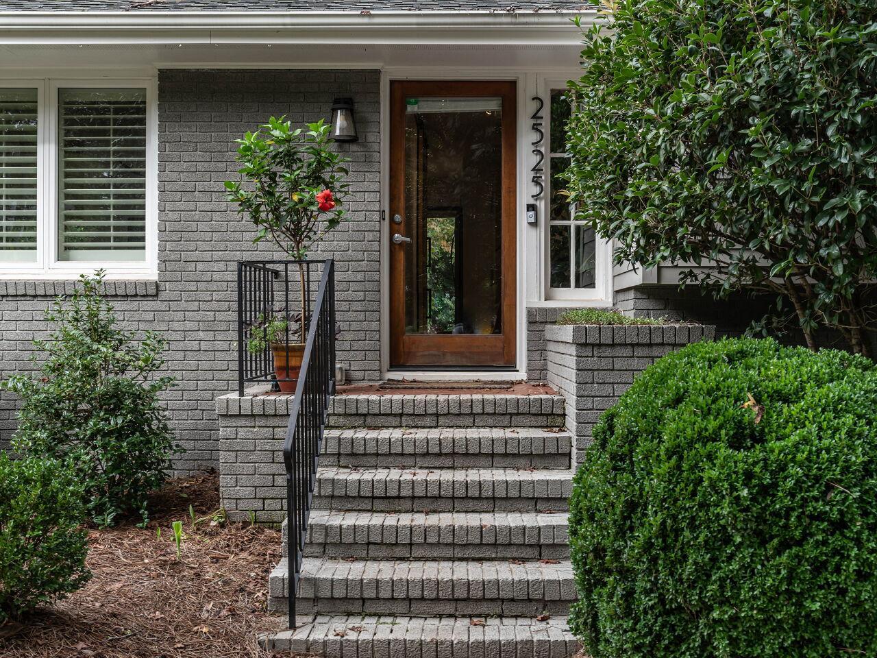 2525 Medway Drive