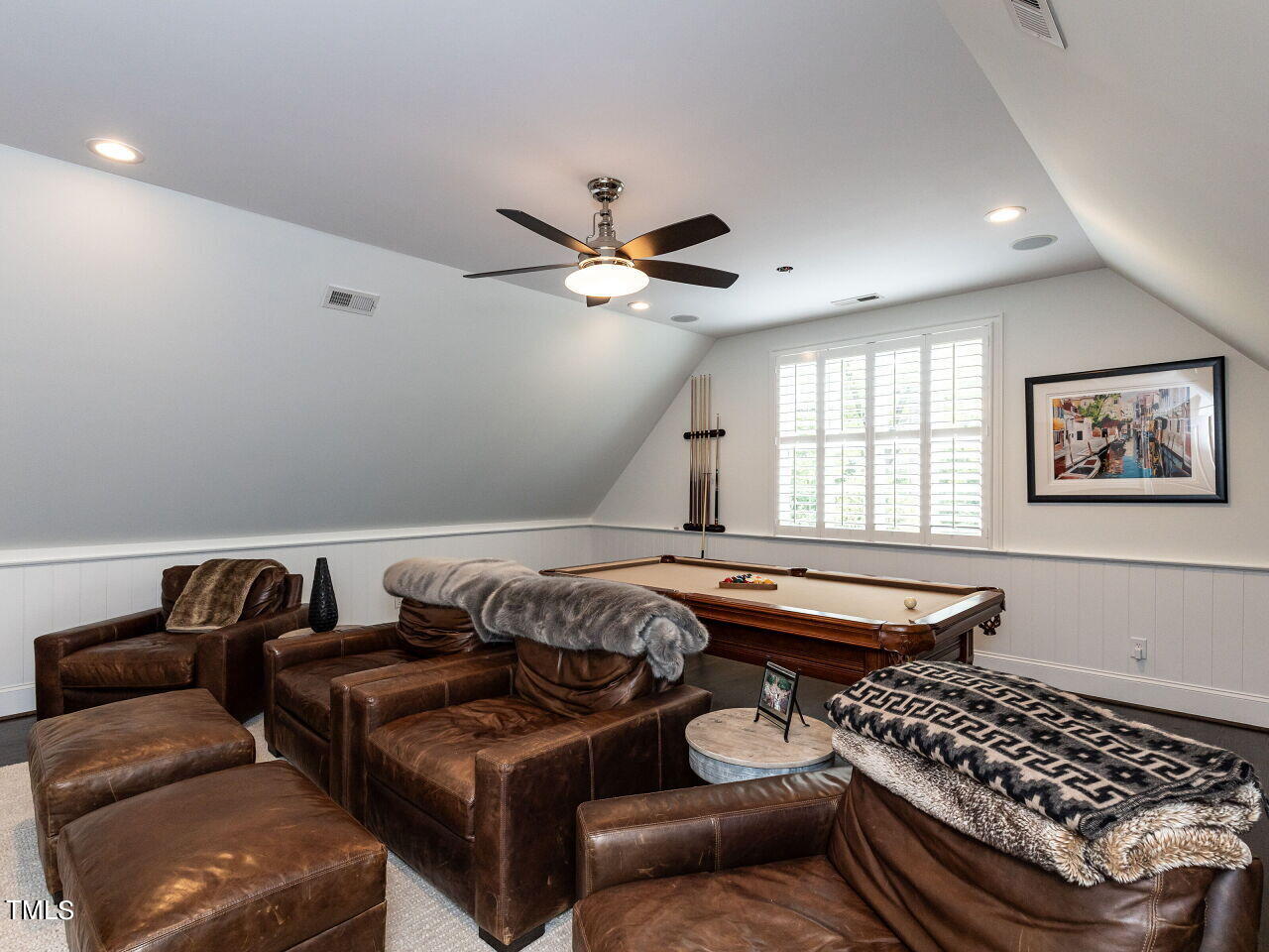 543 Guilford Circle