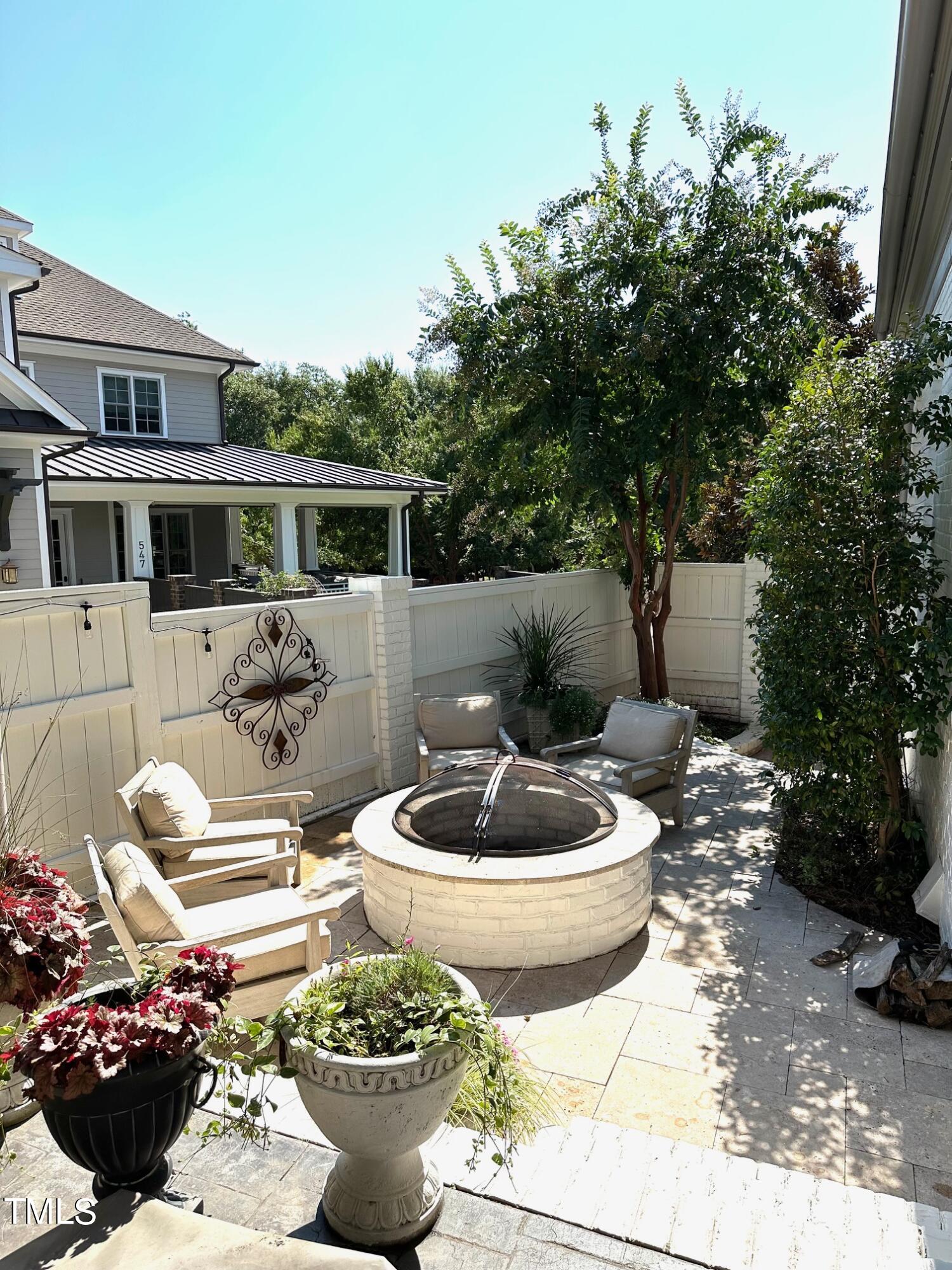 543 Guilford Circle