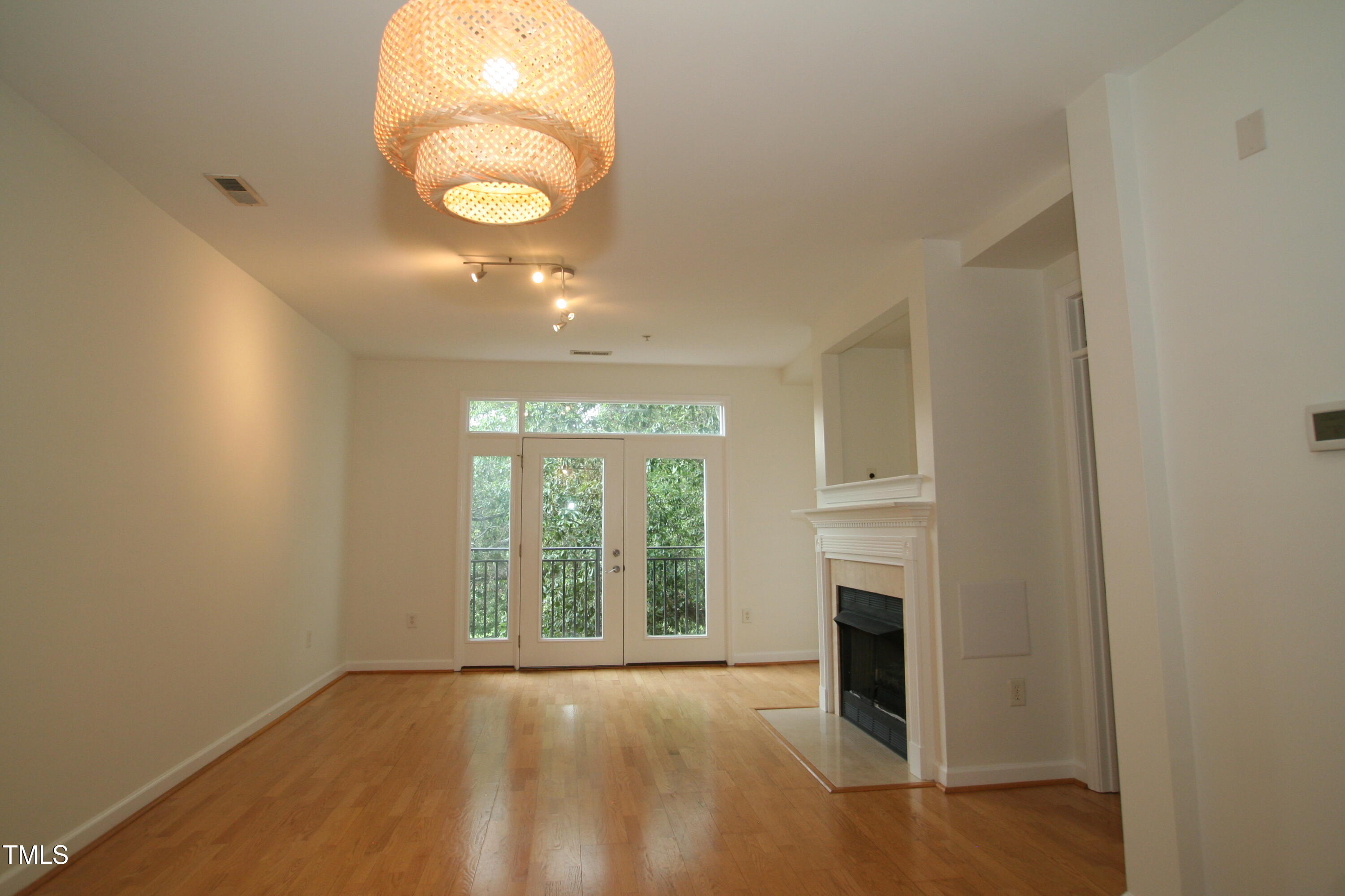 1001 Hillsborough Street # 304