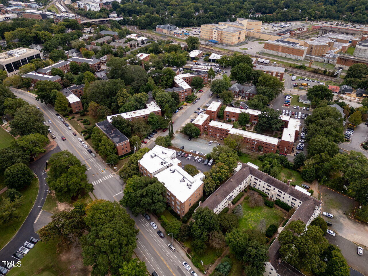 1001 Hillsborough Street # 304