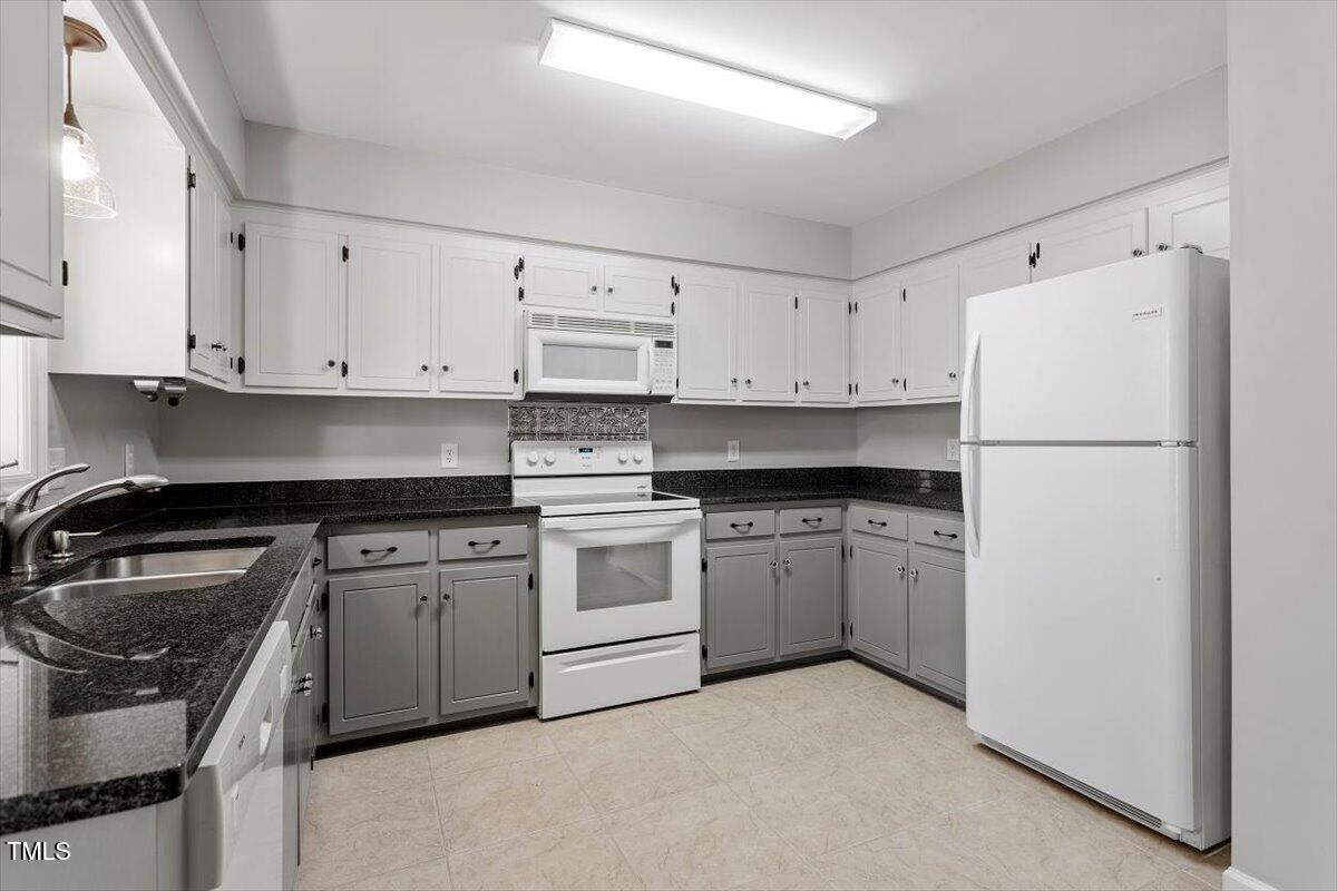 4318 Hunters Club Drive