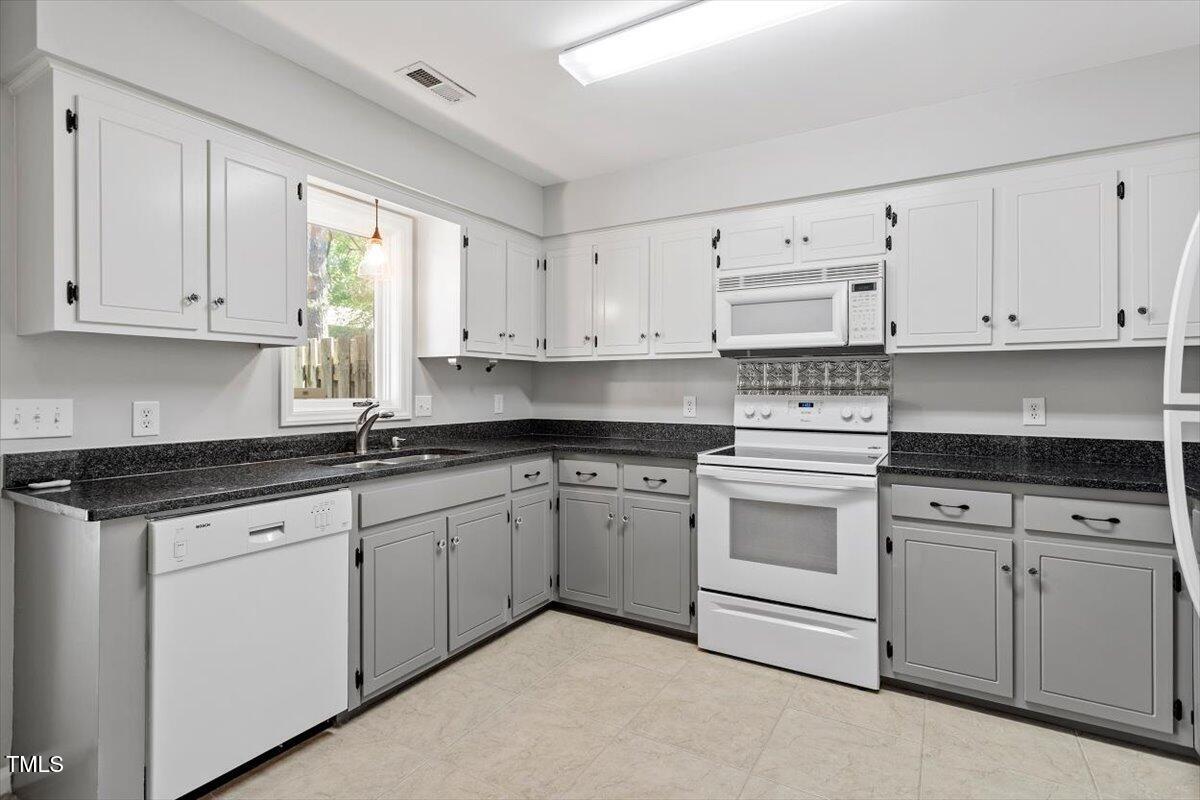 4318 Hunters Club Drive