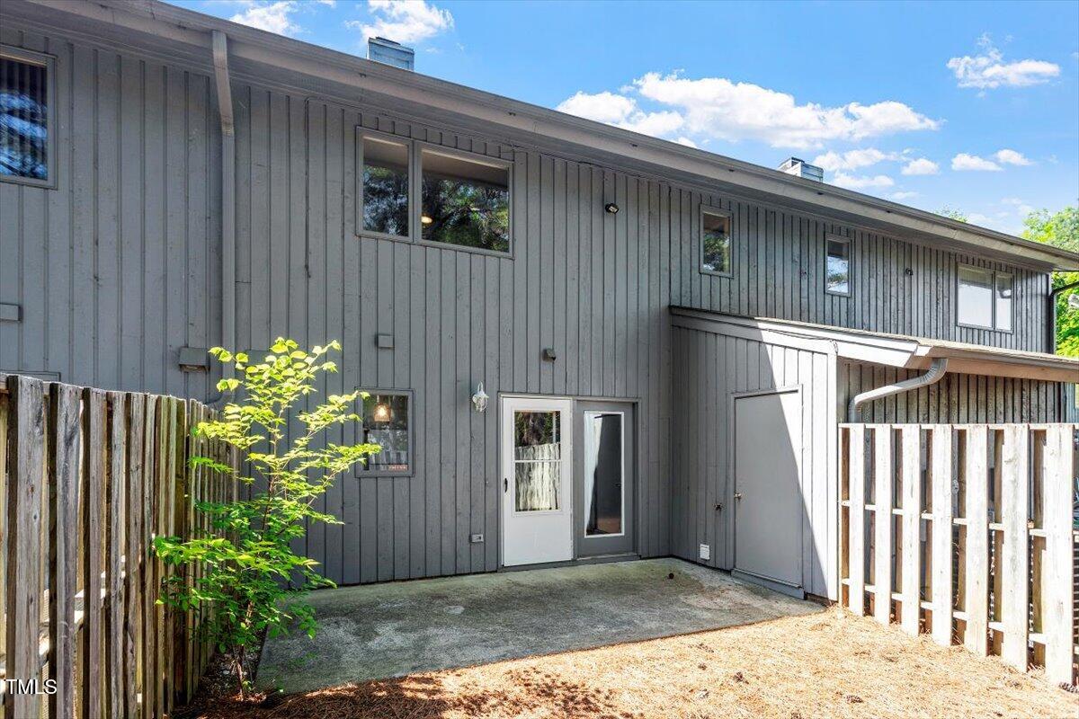 4318 Hunters Club Drive