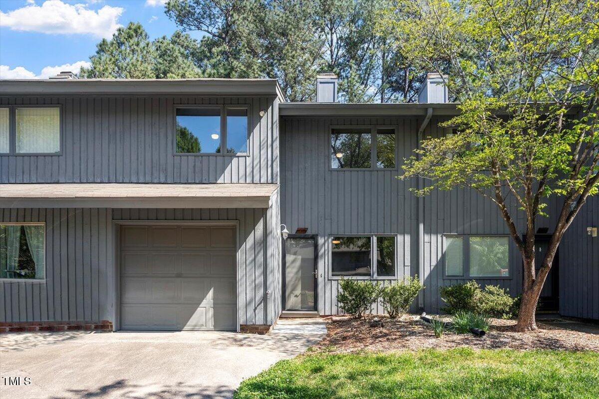 4318 Hunters Club Drive