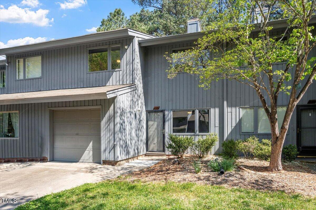 4318 Hunters Club Drive