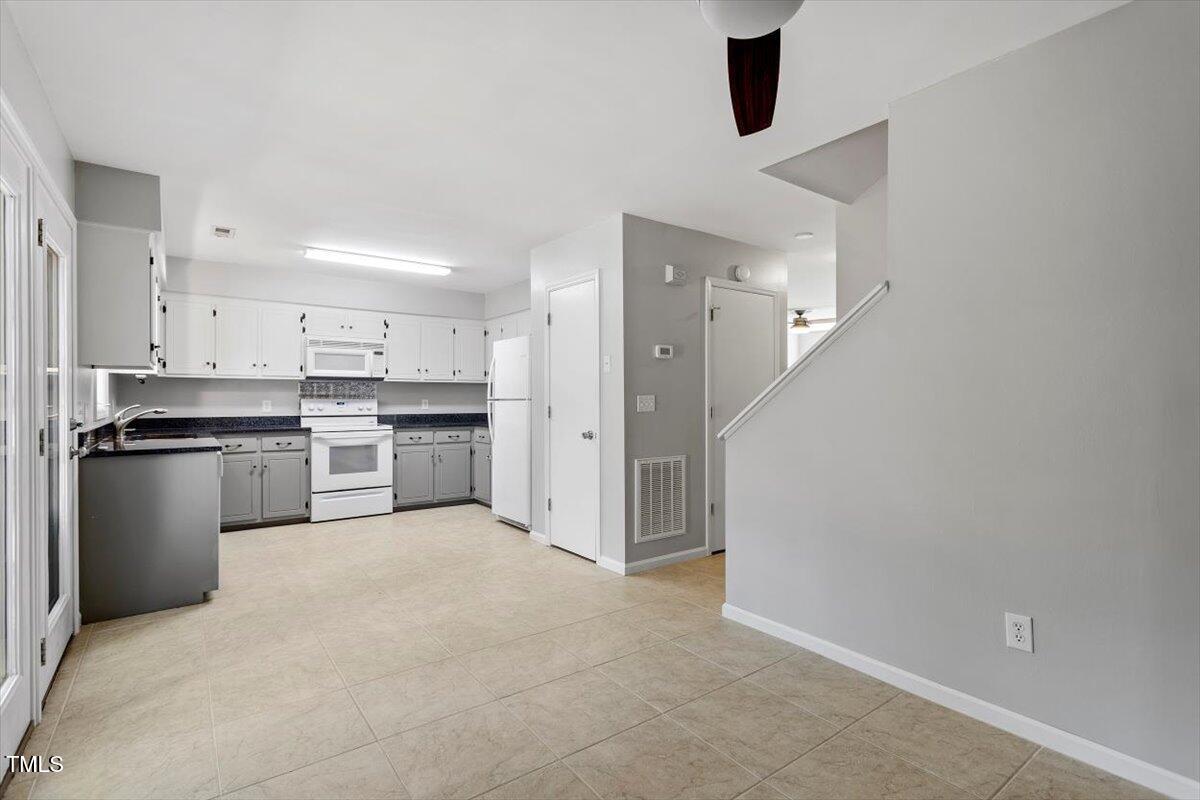 4318 Hunters Club Drive