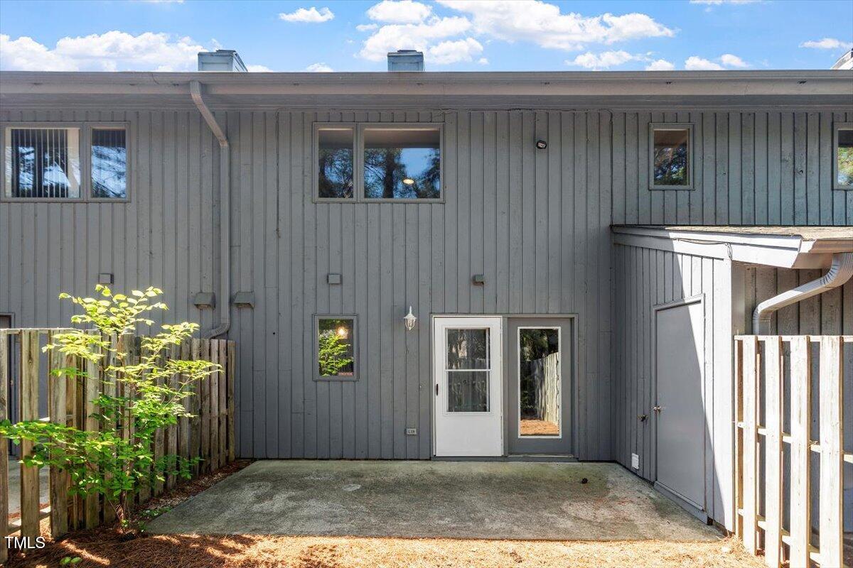 4318 Hunters Club Drive