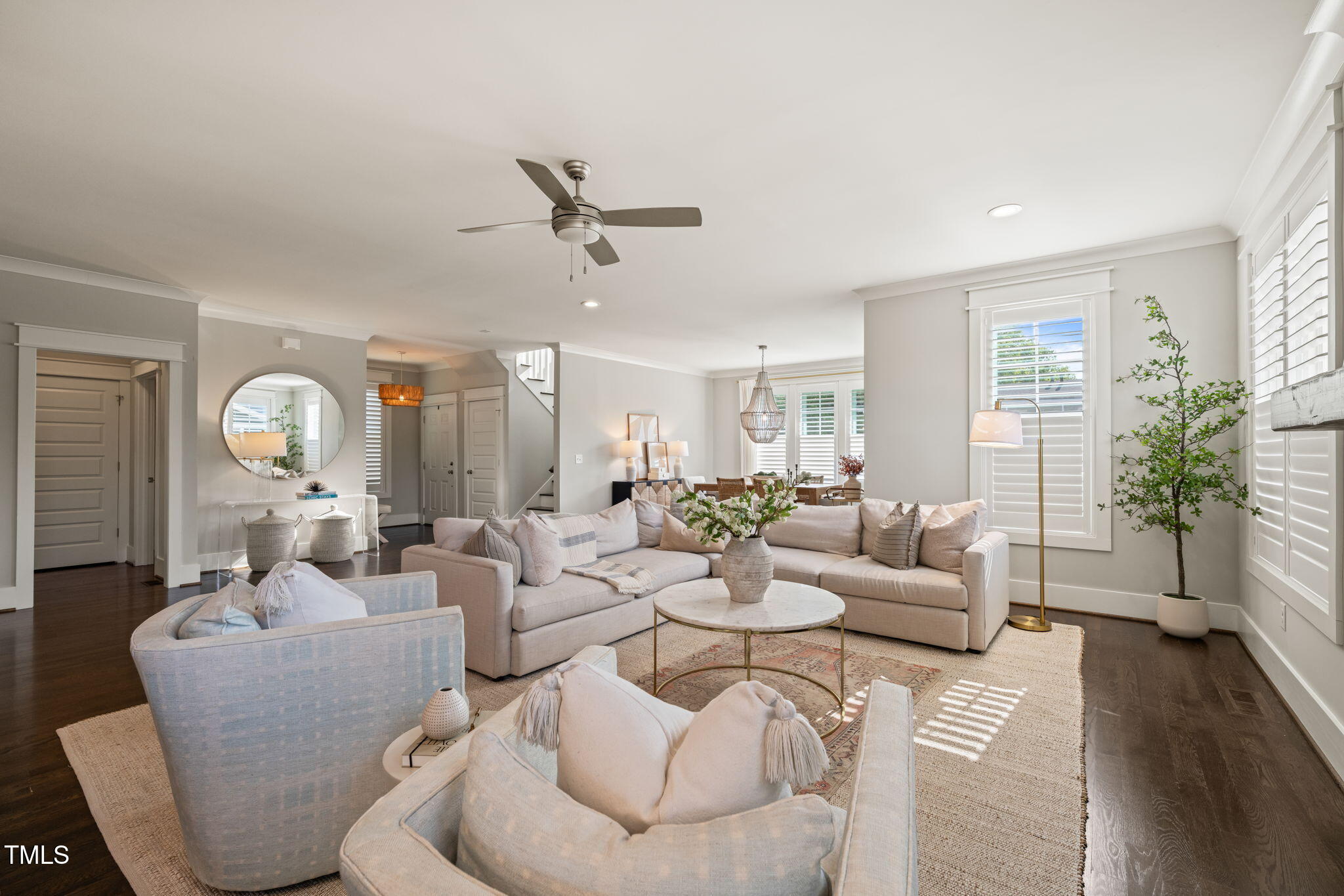 512 Montague Lane