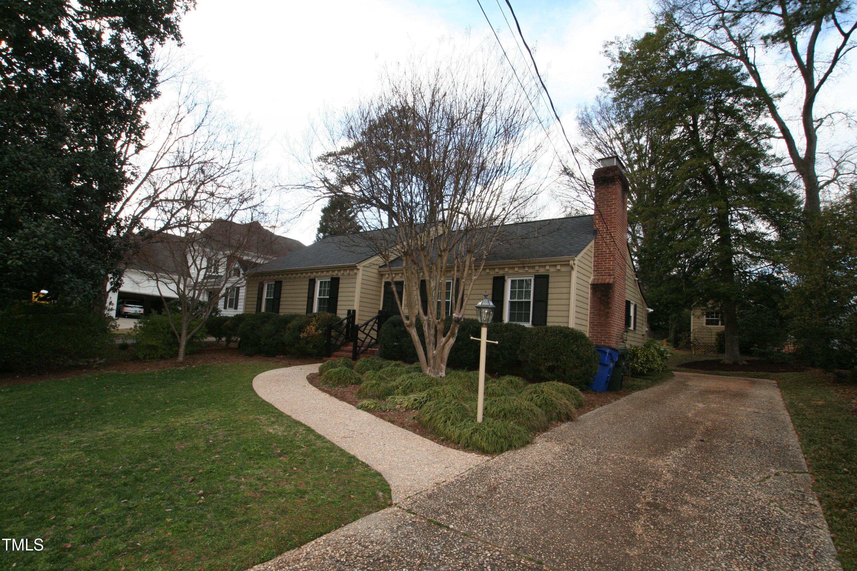 2315 Hales Road