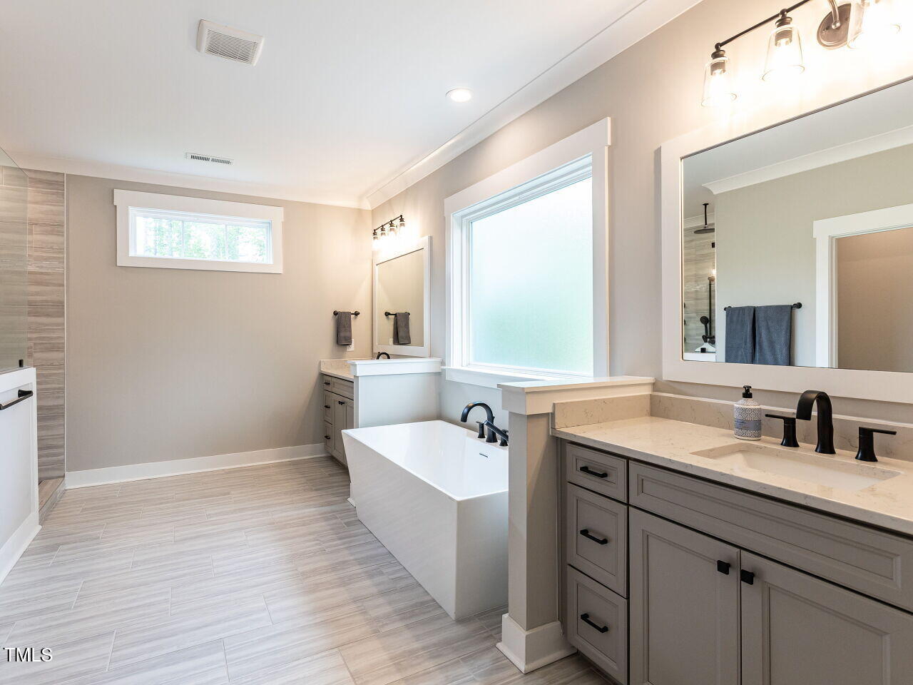 4104 Bankshire Lane