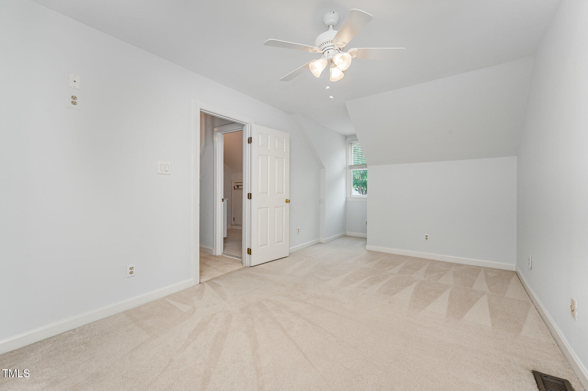 1547 Village Glenn Drive