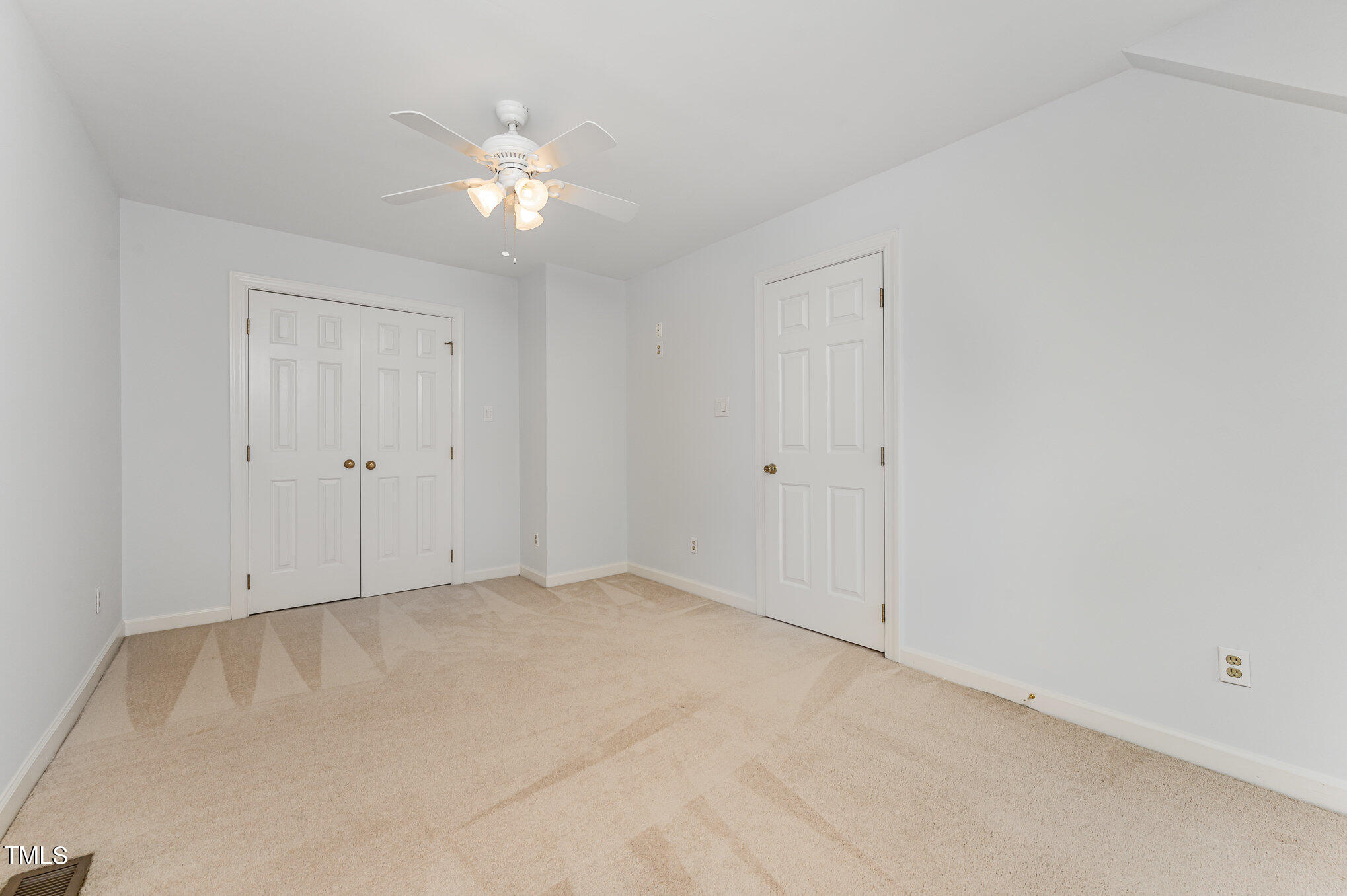 1547 Village Glenn Drive