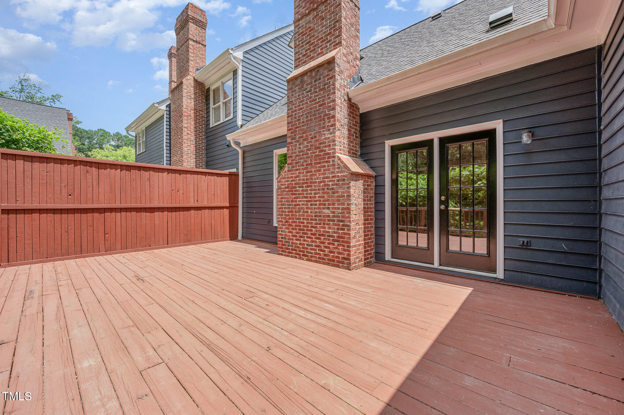 1547 Village Glenn Drive