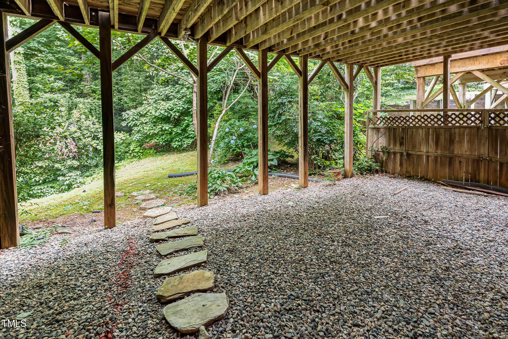 1547 Village Glenn Drive
