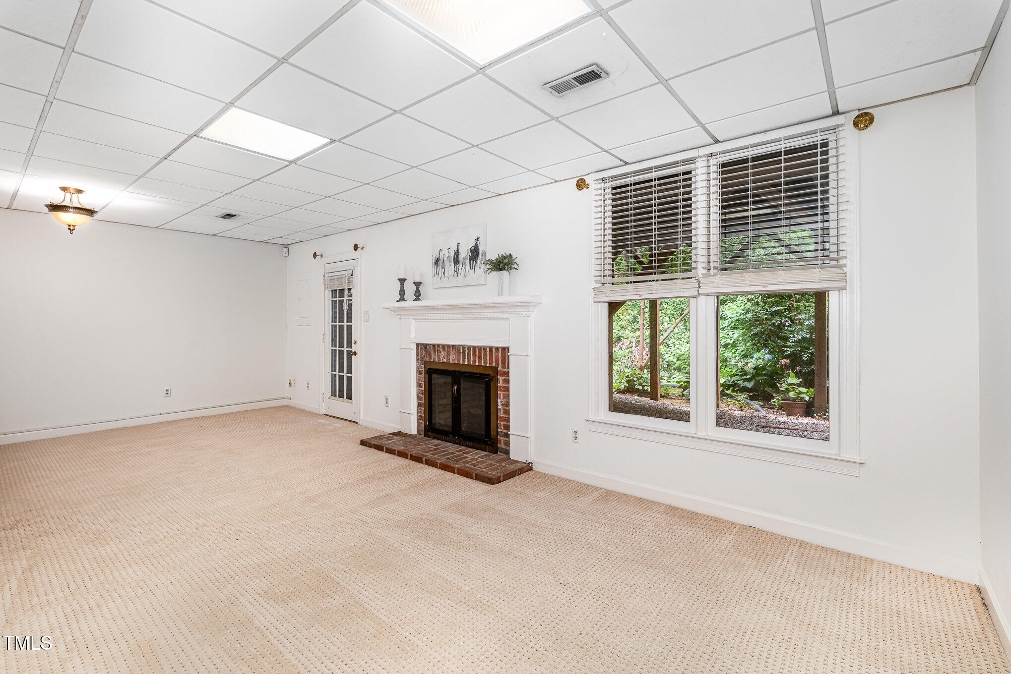 1547 Village Glenn Drive