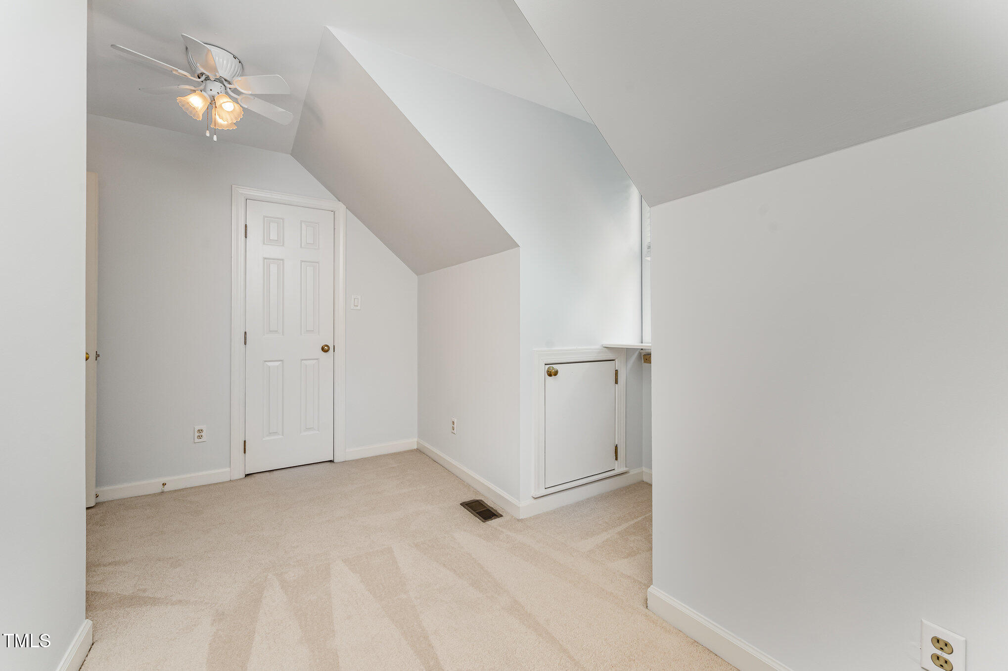 1547 Village Glenn Drive
