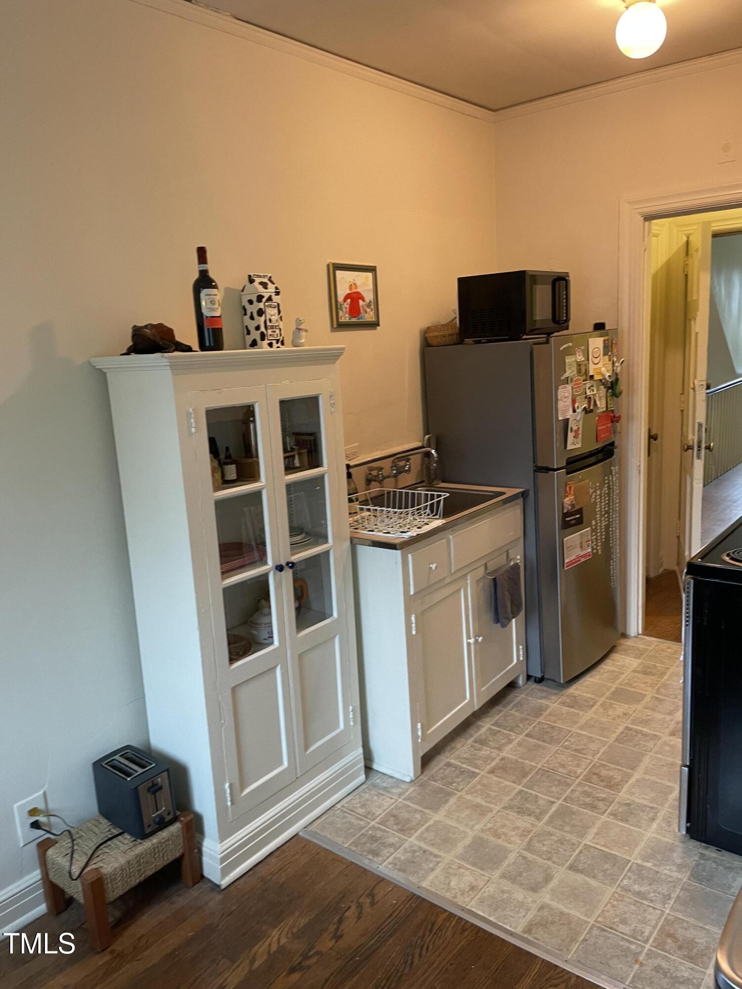 2402 Clark Avenue # 5