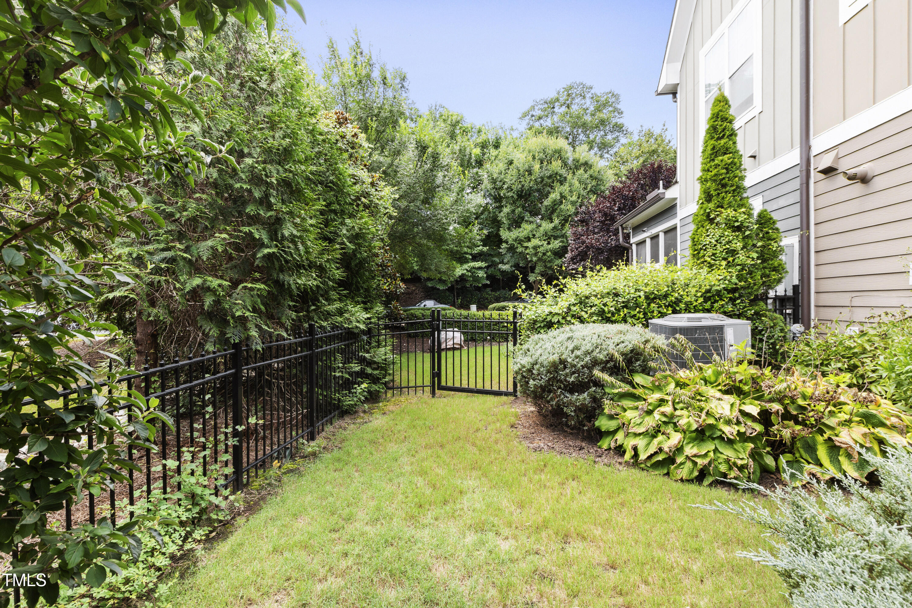 785 Fallon Grove Way
