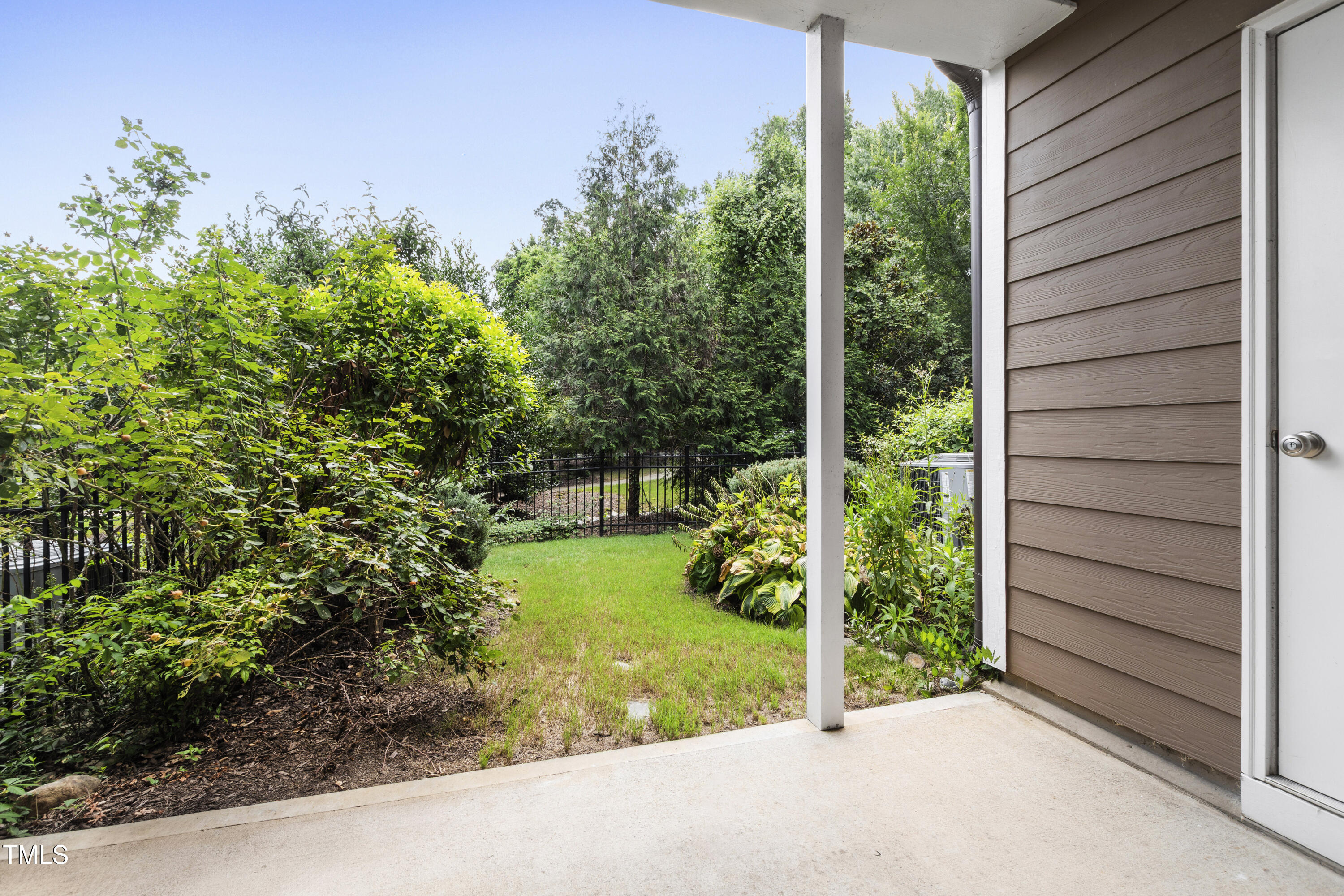 785 Fallon Grove Way