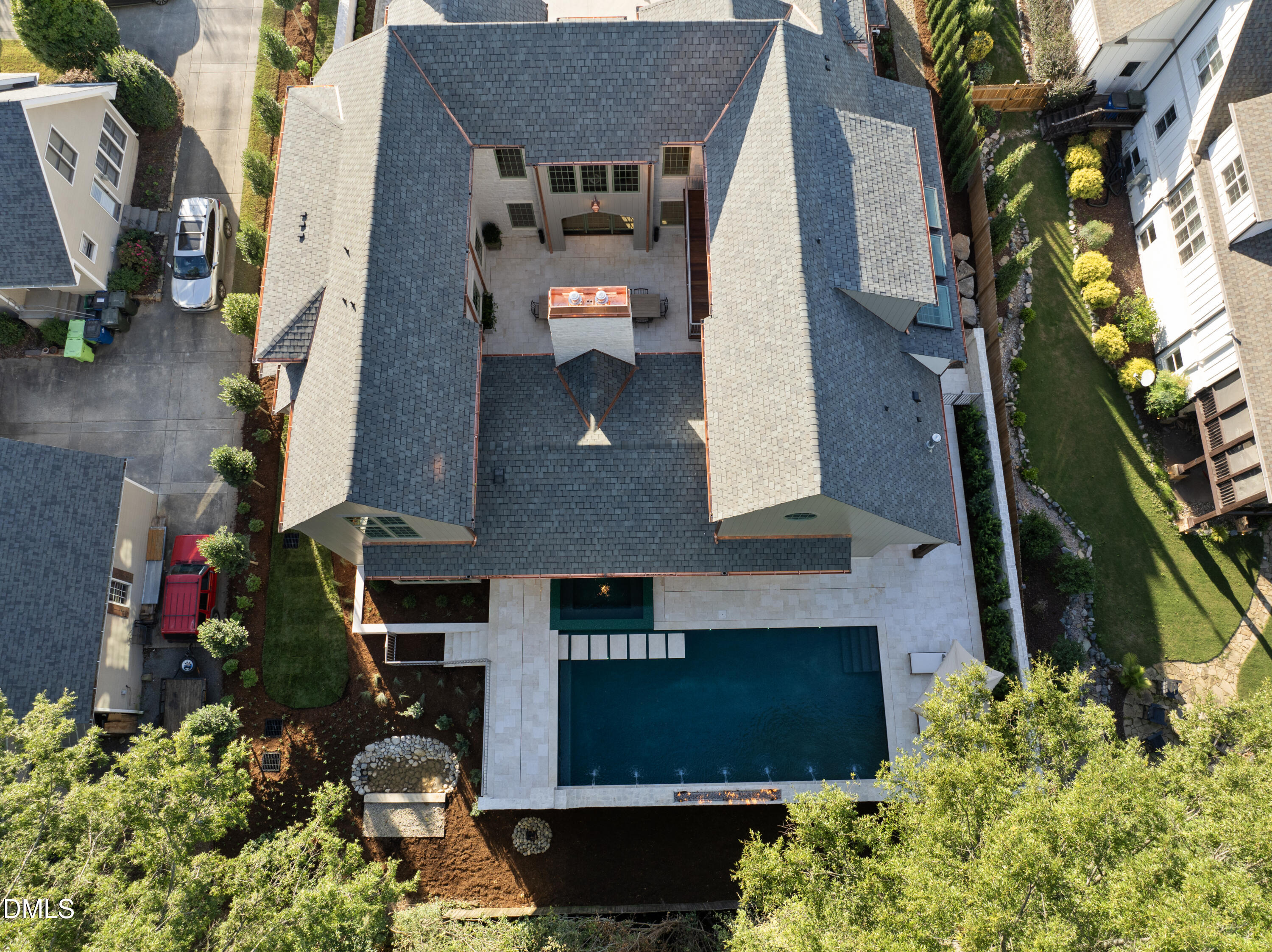 2128 Ridge Road