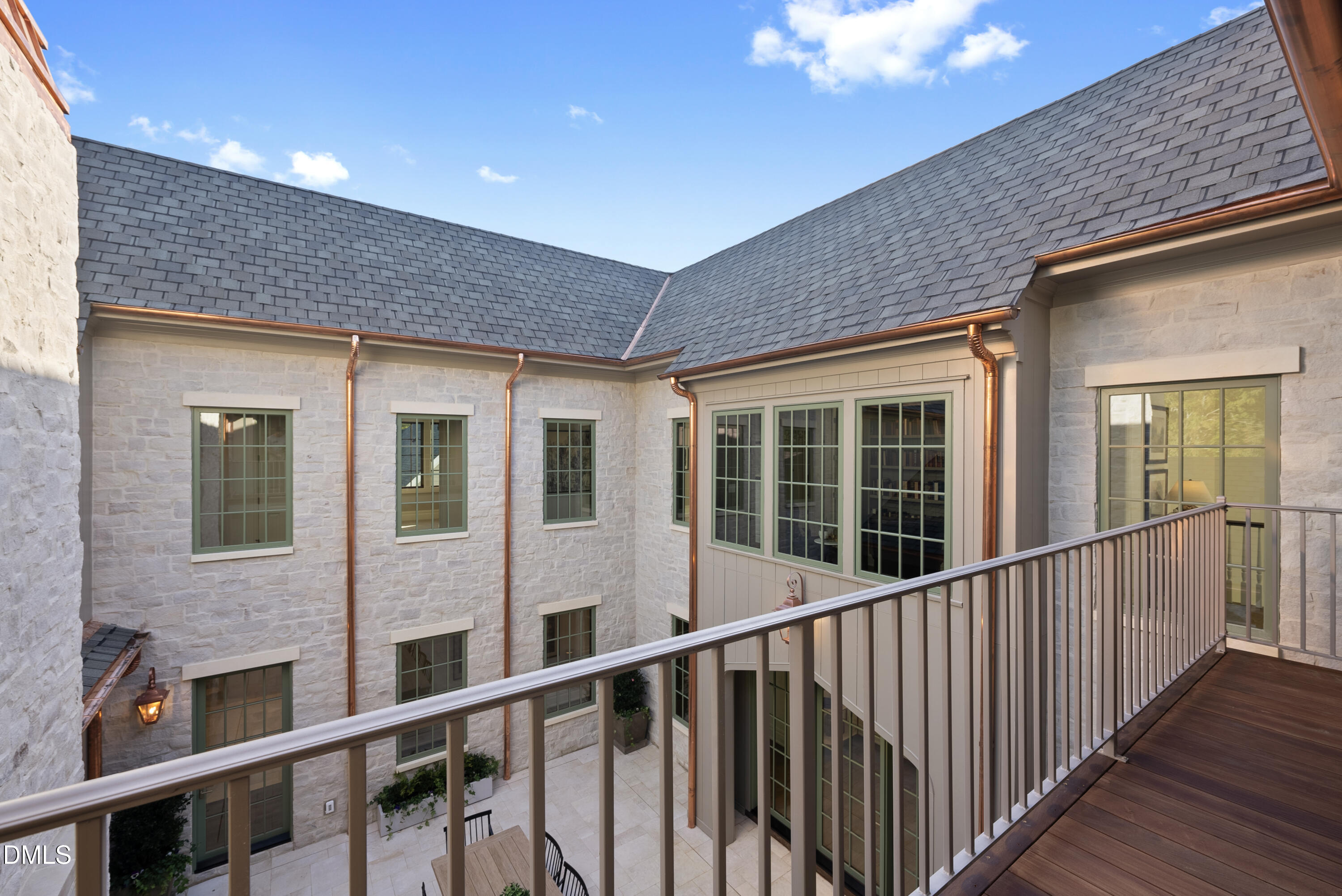 2128 Ridge Road