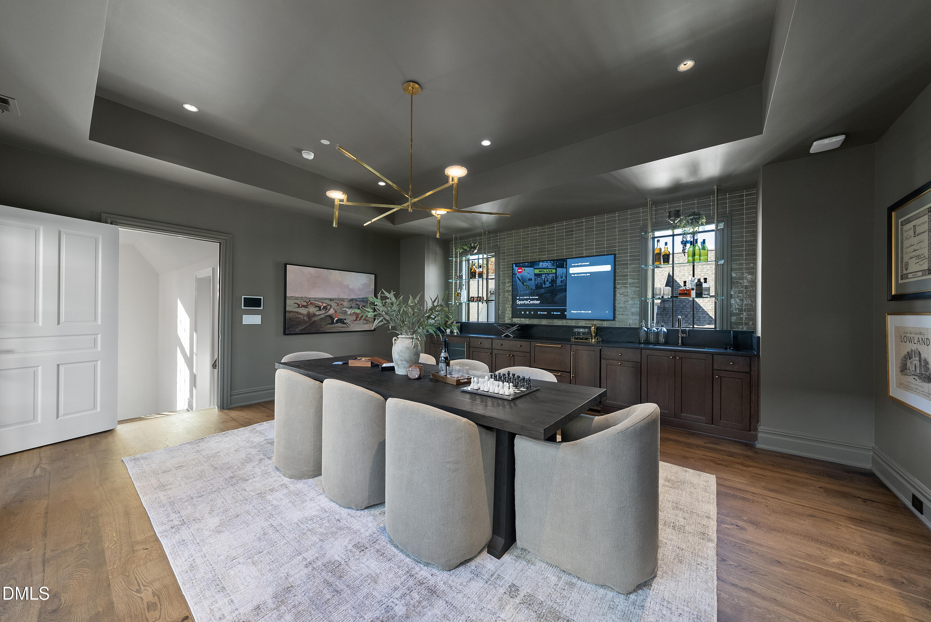 2128 Ridge Road