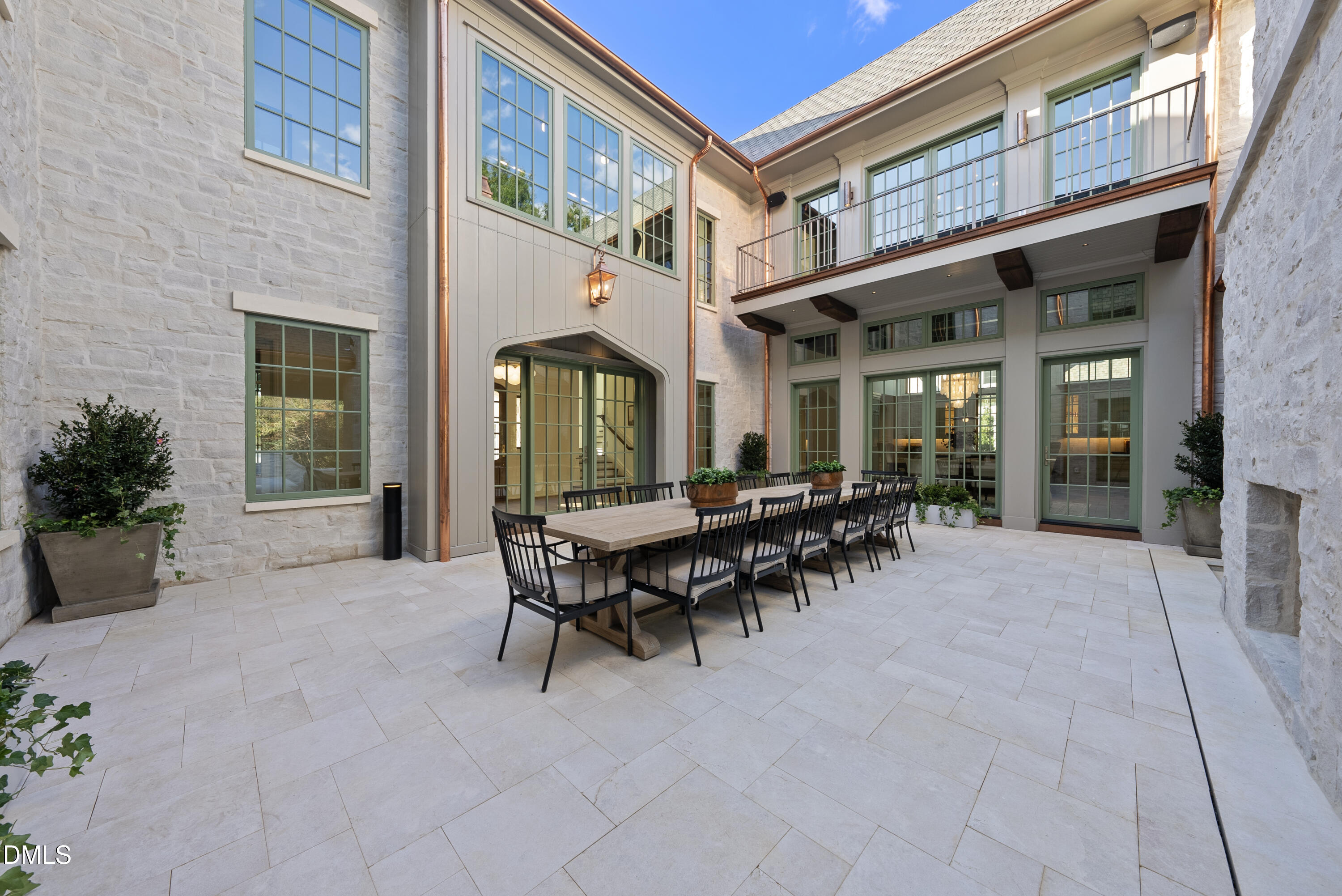 2128 Ridge Road