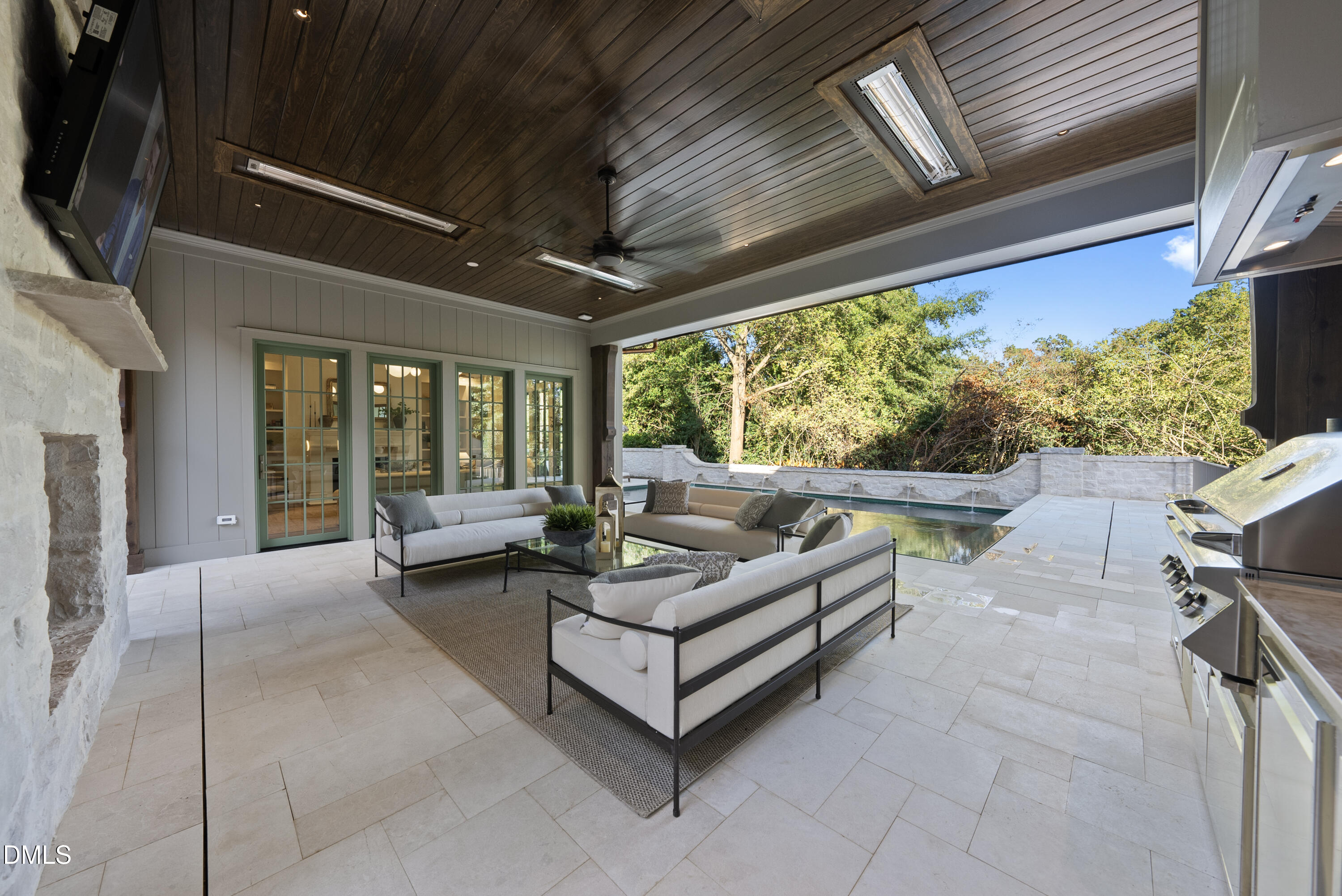 2128 Ridge Road
