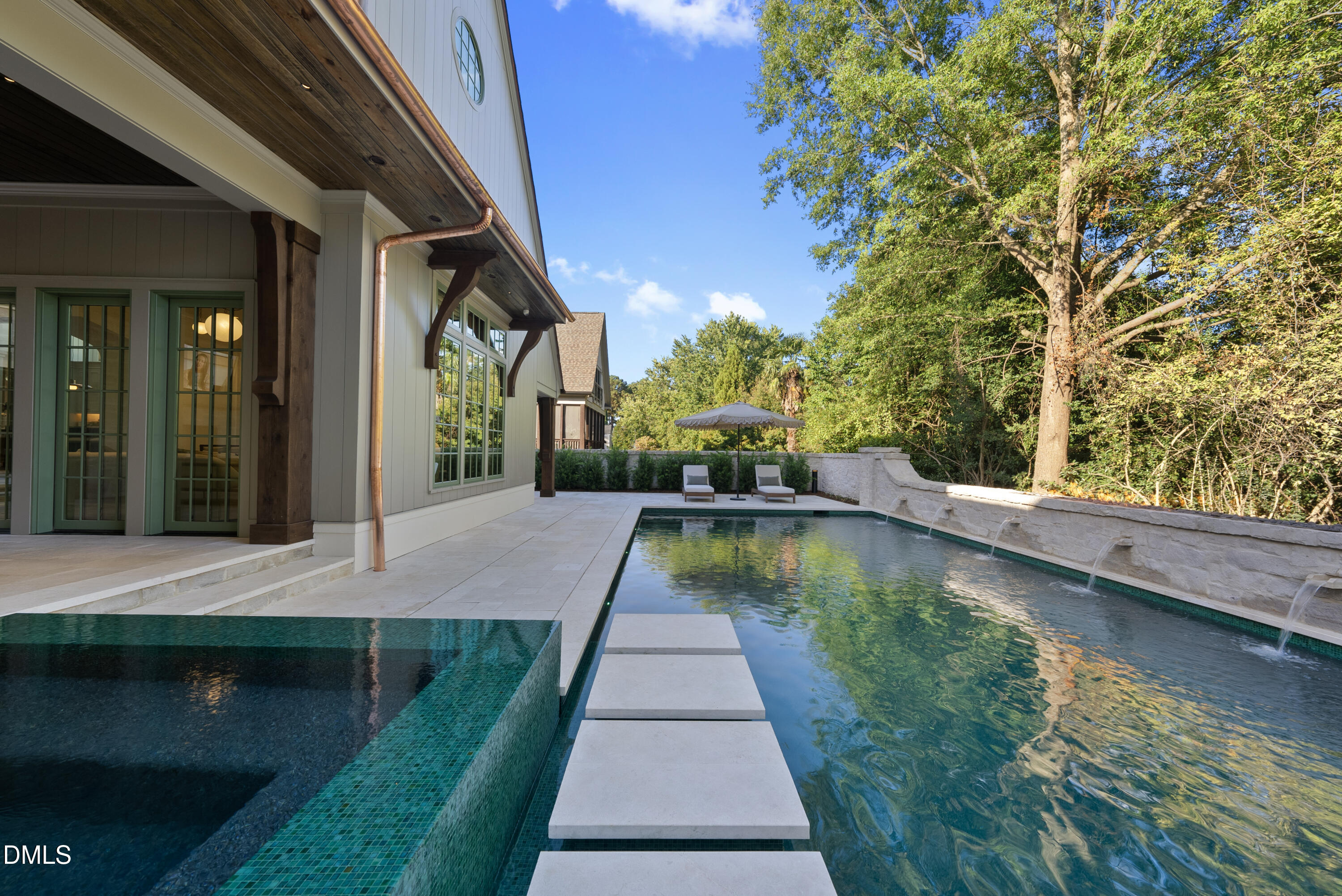 2128 Ridge Road