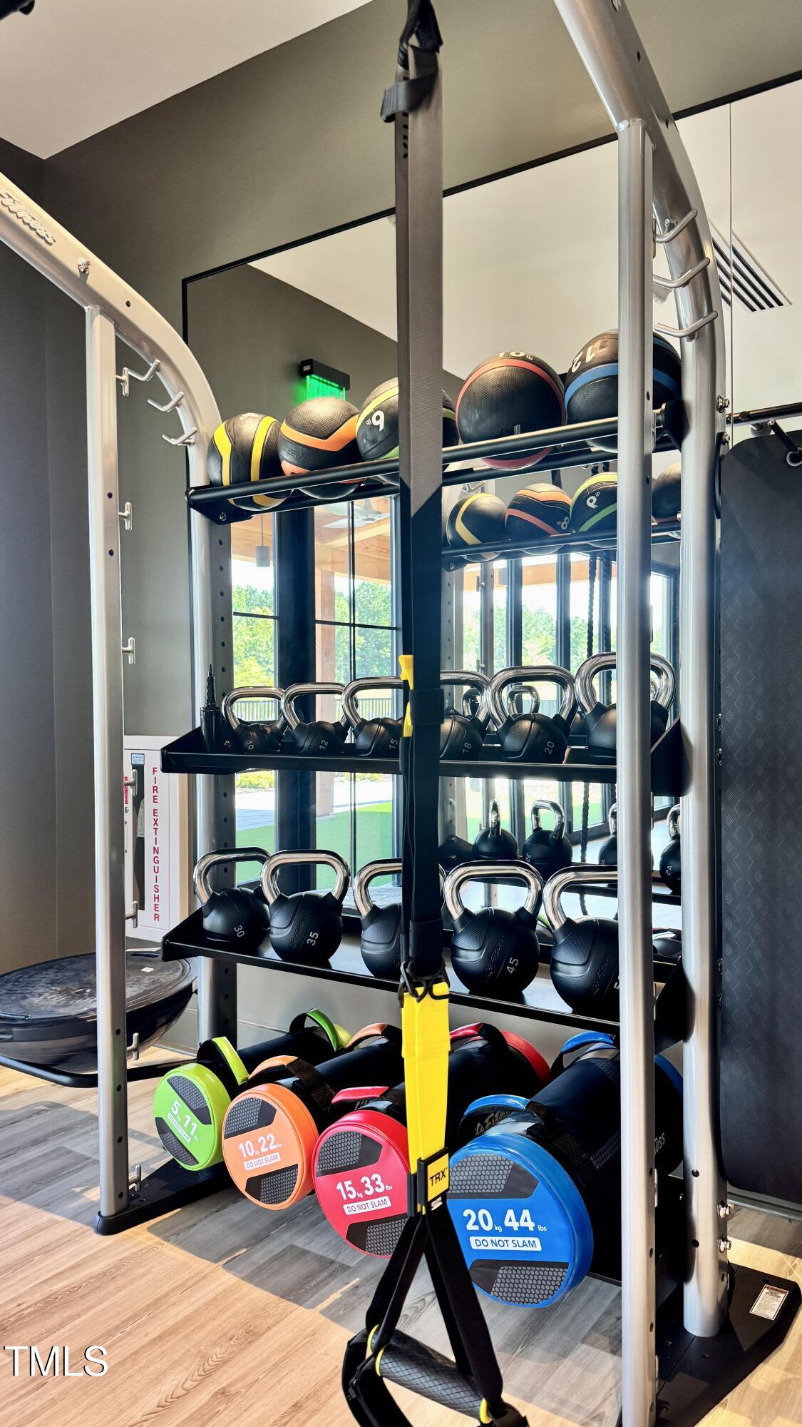 2421 Abbeyhill Drive # 09