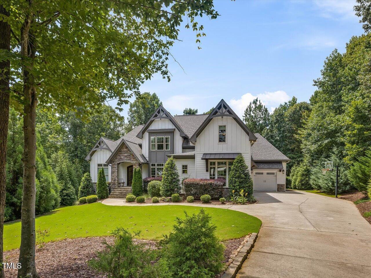 1901 Haley Pines Way