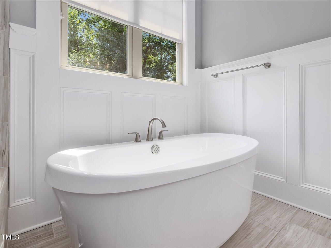 1901 Haley Pines Way